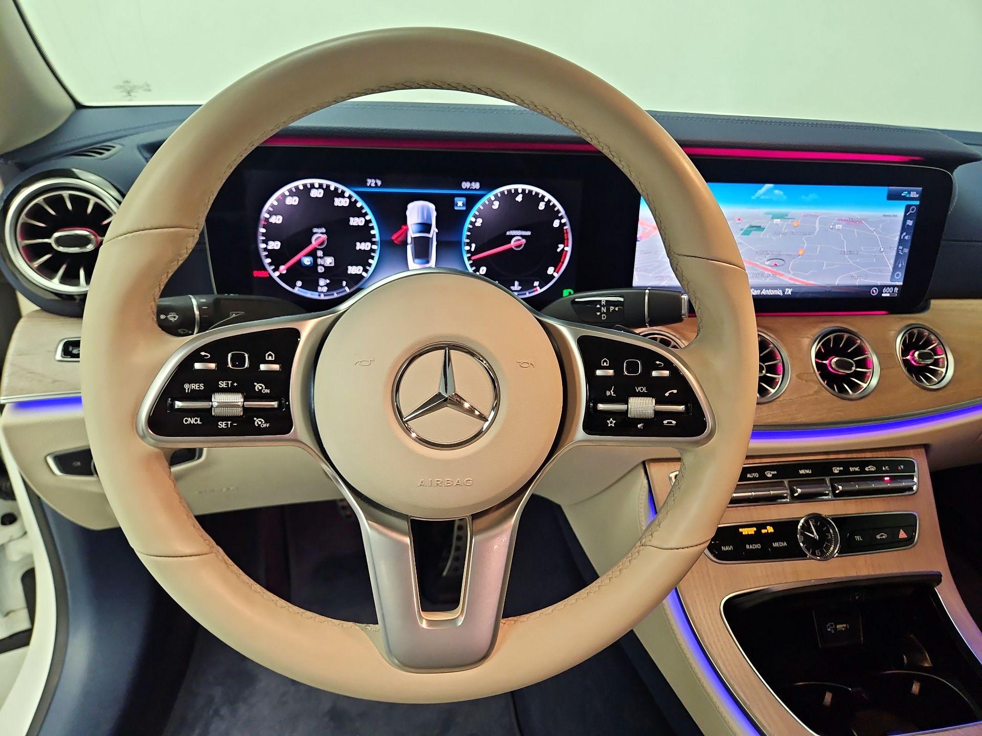 Thumbnail: 2020 Mercedes-Benz E-Class - 10