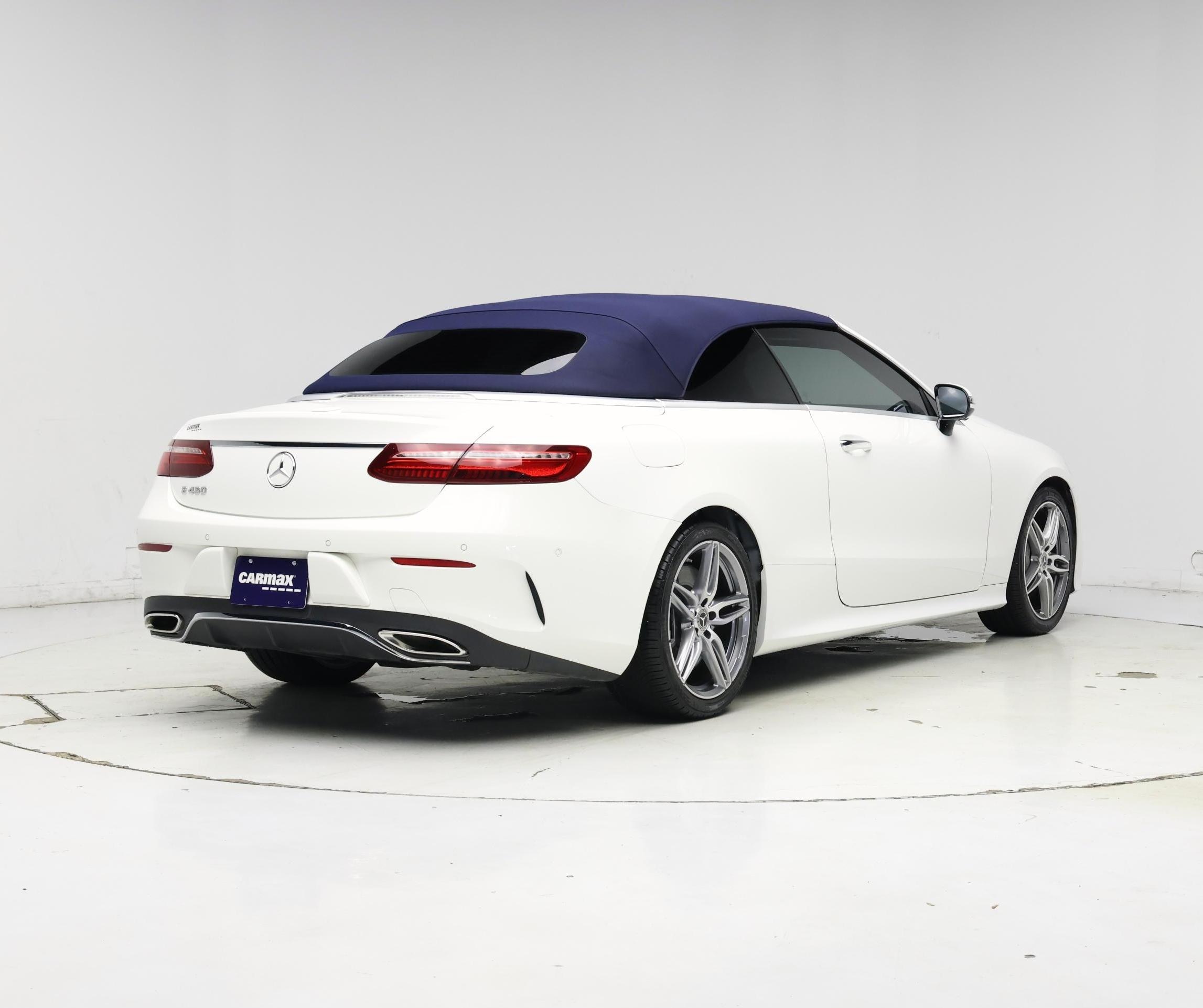 Thumbnail: 2020 Mercedes-Benz E-Class - 8