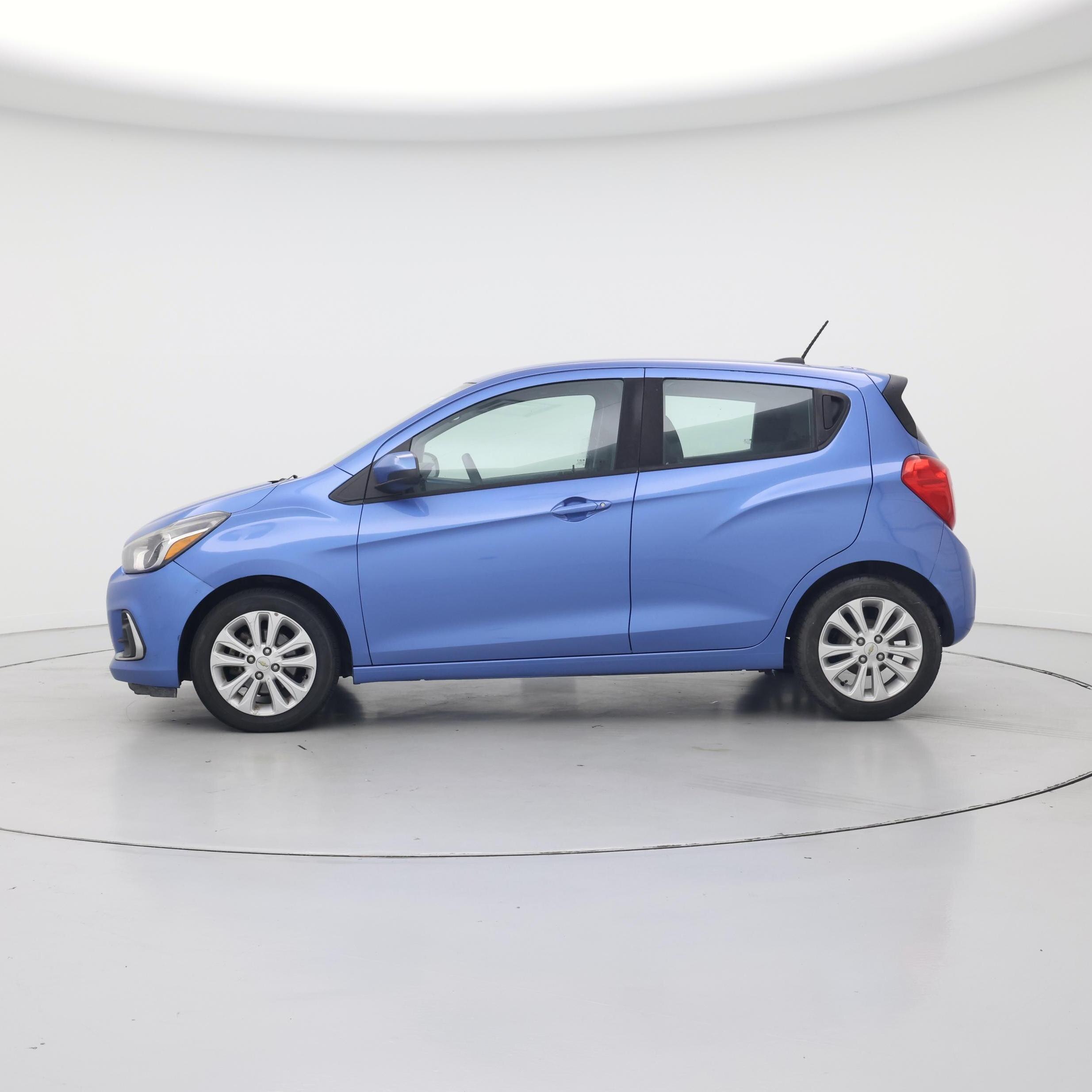 Thumbnail: 2017 Chevrolet Spark - 3