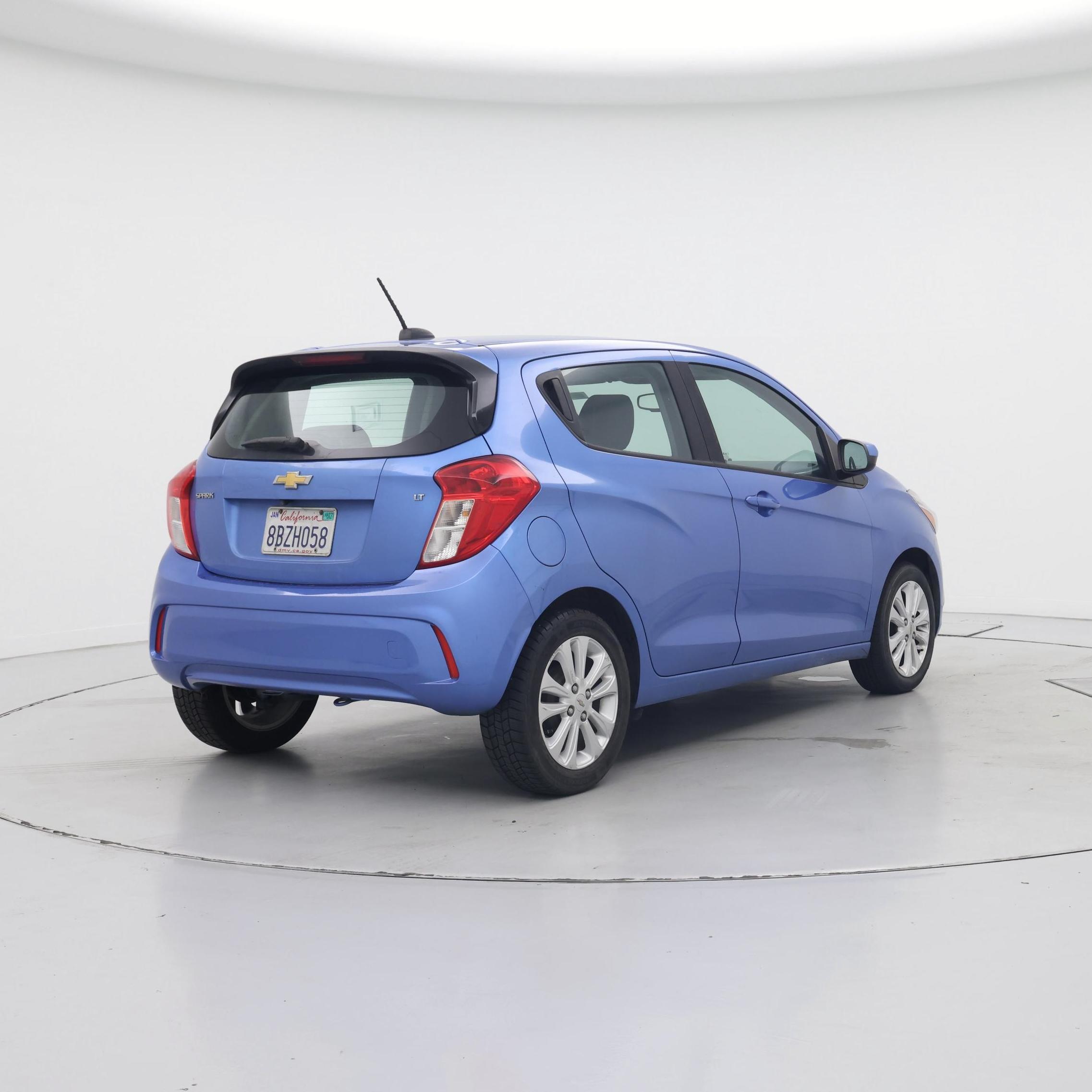 Thumbnail: 2017 Chevrolet Spark - 8
