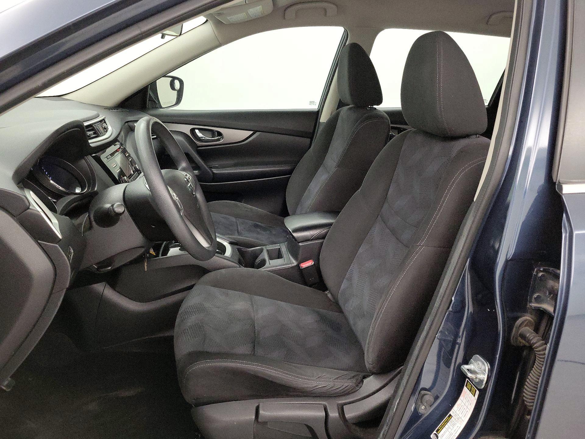 Thumbnail: 2015 Nissan Rogue - 11