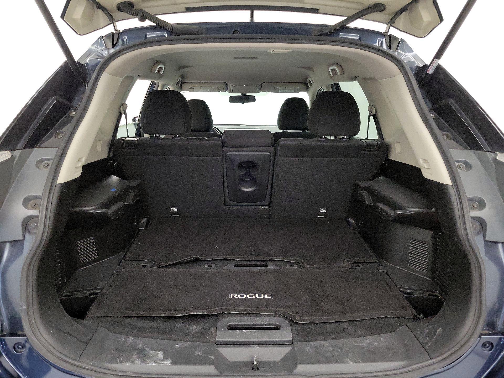 Thumbnail: 2015 Nissan Rogue - 19