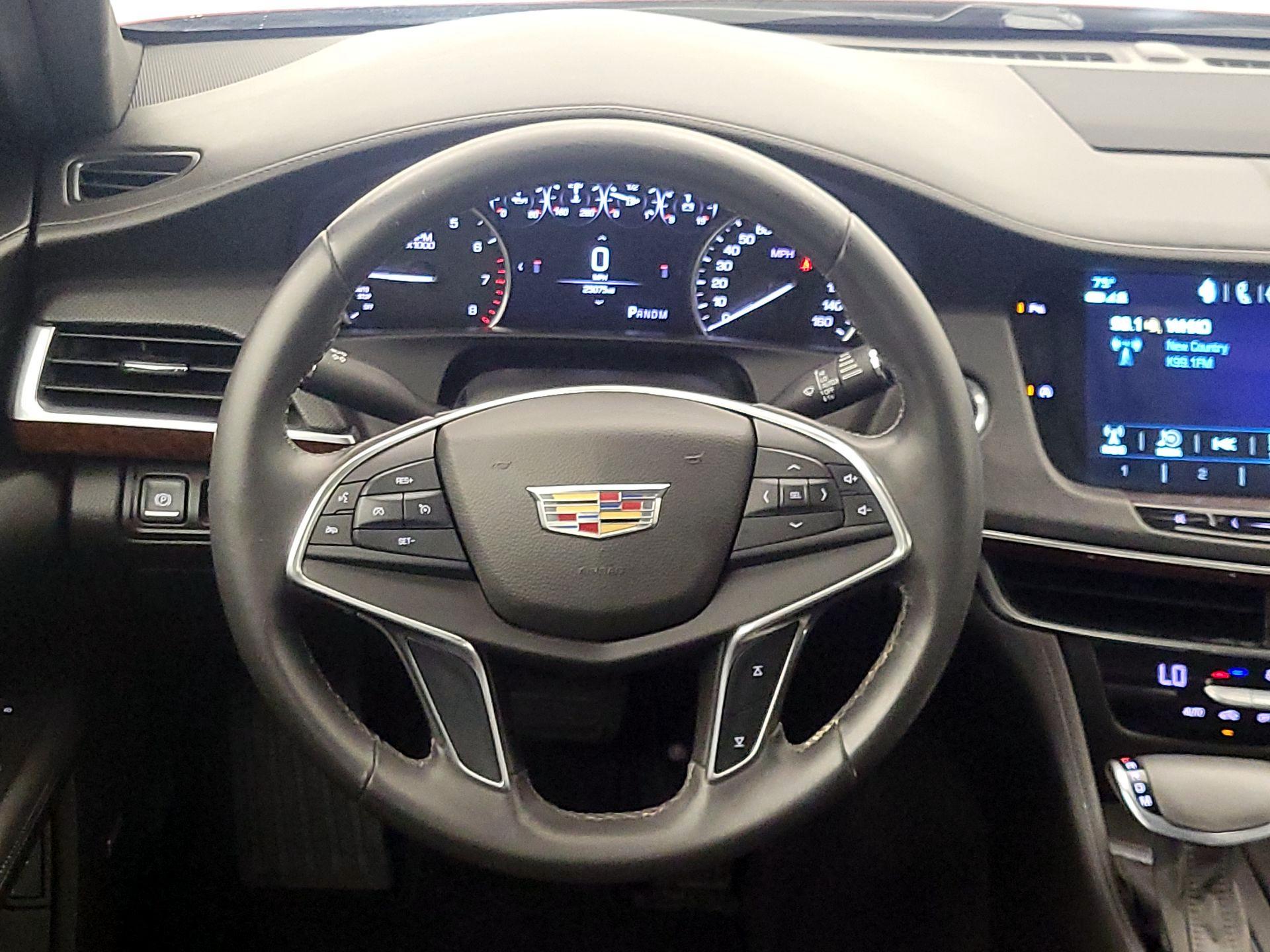 Thumbnail: 2017 Cadillac CT6 - 10