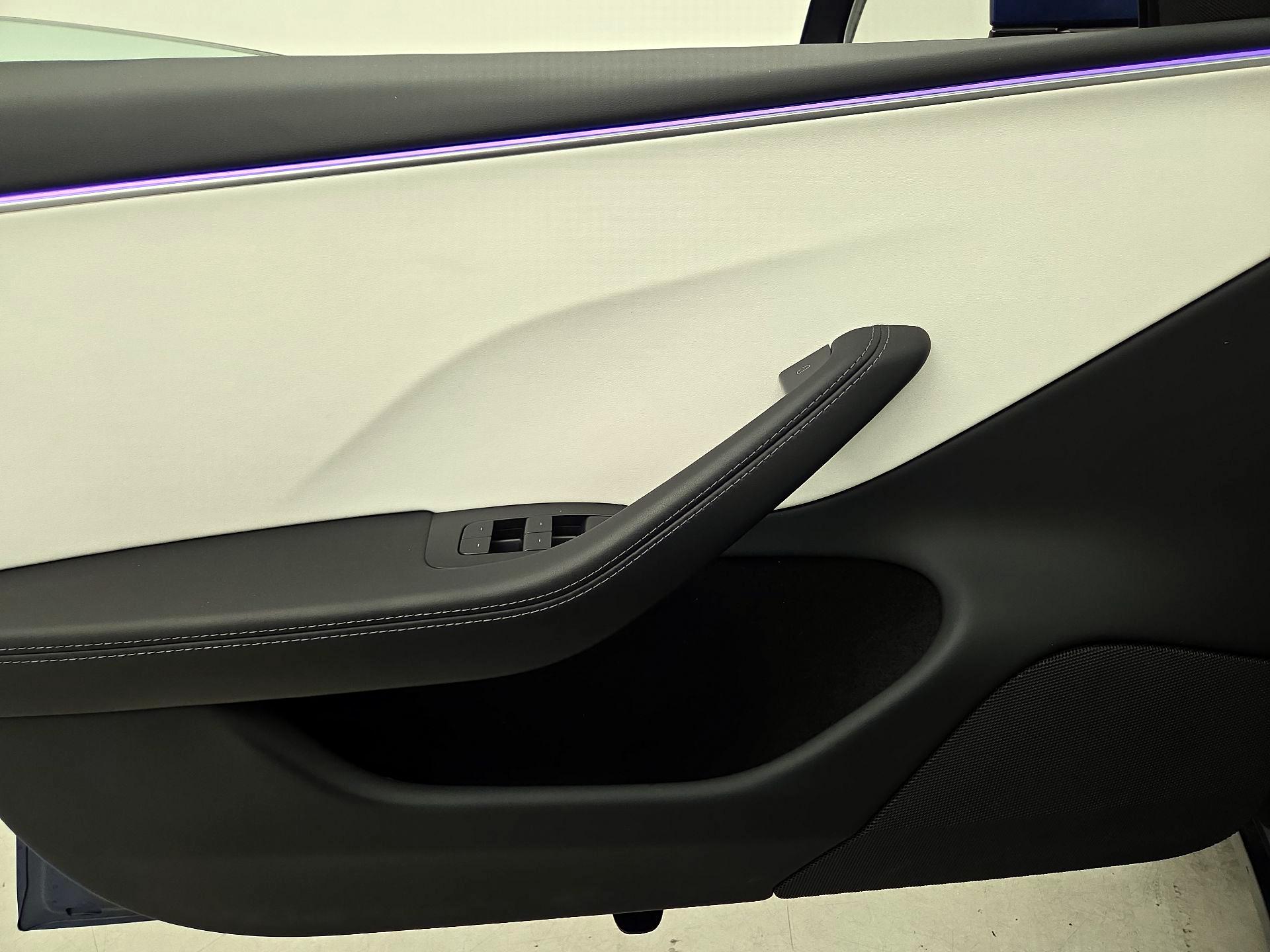 Thumbnail: 2025 Tesla Model 3 - 12
