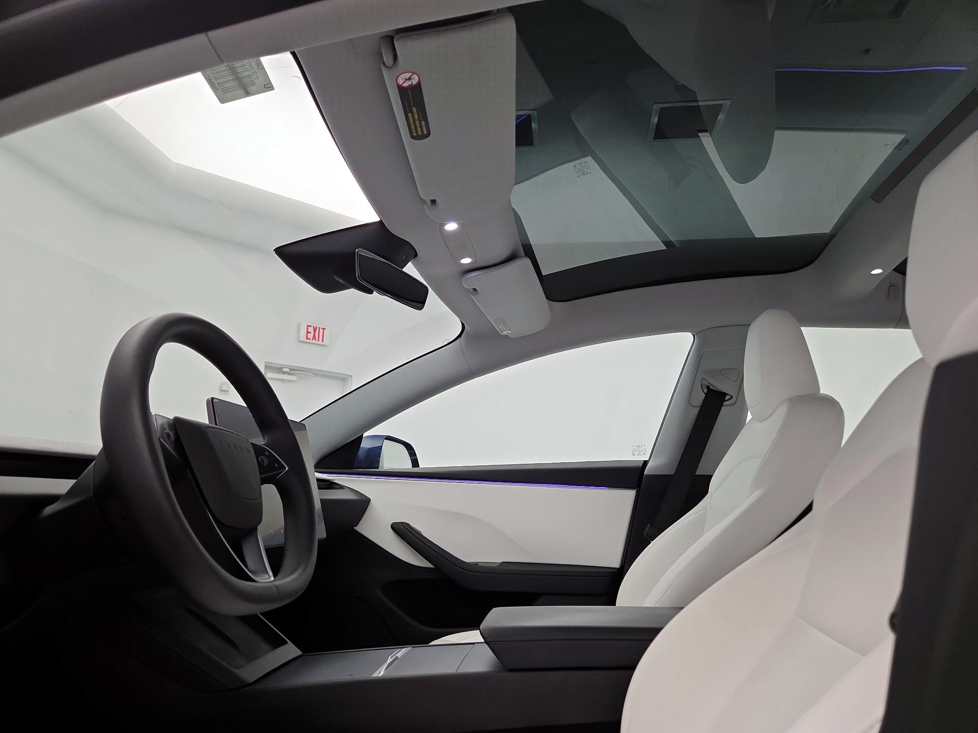Thumbnail: 2025 Tesla Model 3 - 18
