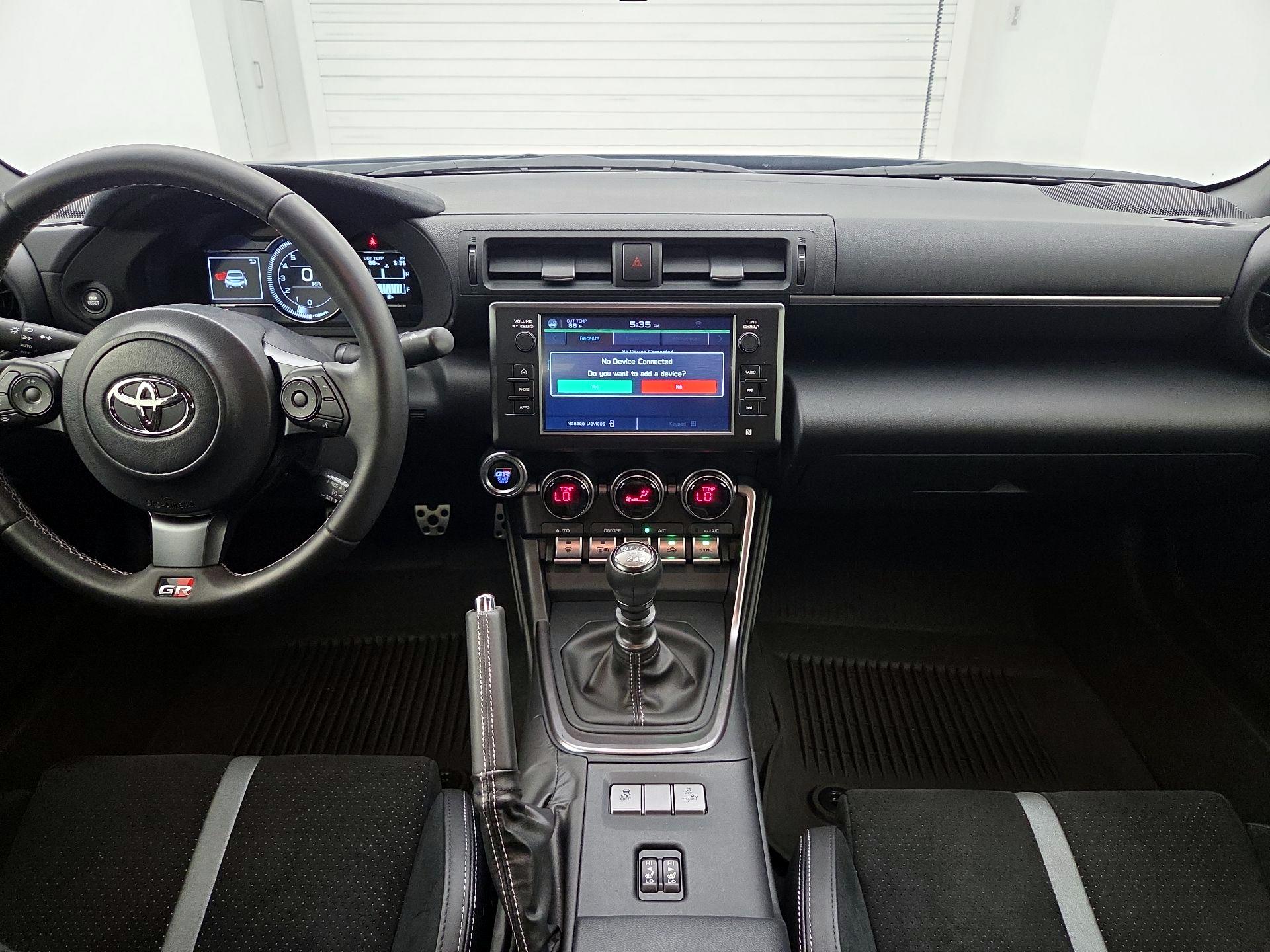 Thumbnail: 2023 Toyota GR86 - 9