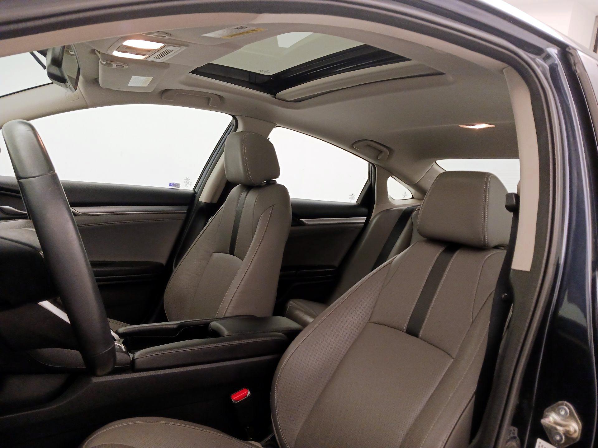Thumbnail: 2016 Honda Civic - 19