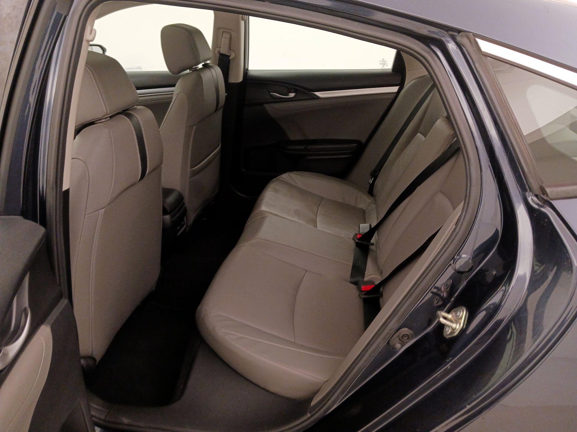 Thumbnail: 2016 Honda Civic - 20