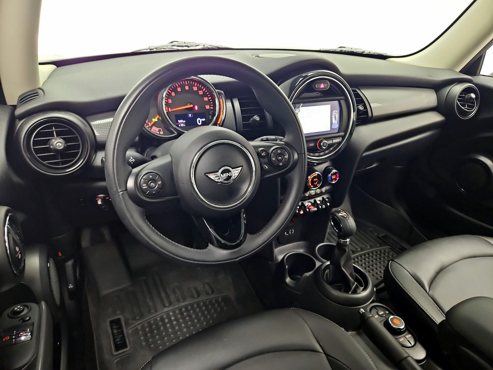 2018 MINI Cooper - Photo 10