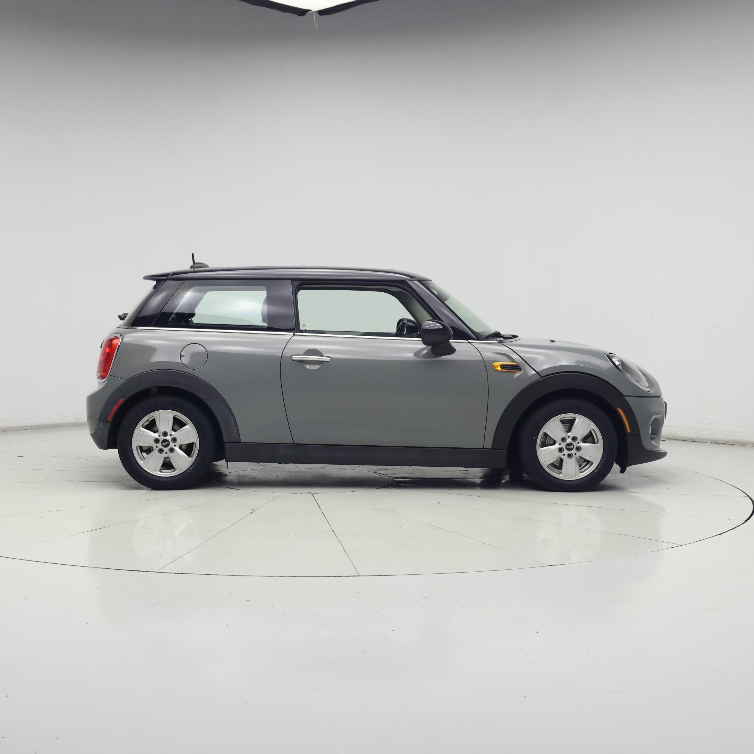 Thumbnail: 2018 MINI Cooper Hardtop - 7