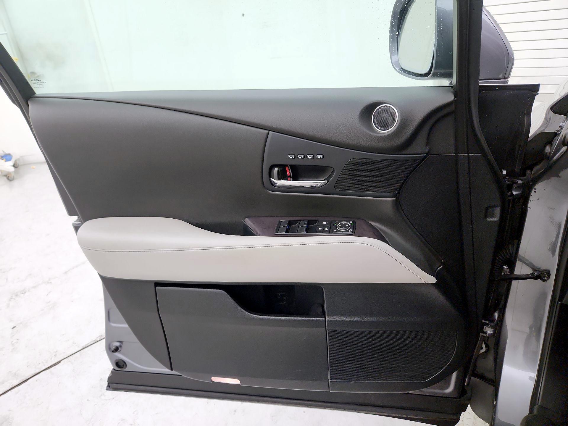 Thumbnail: 2015 Lexus RX - 12