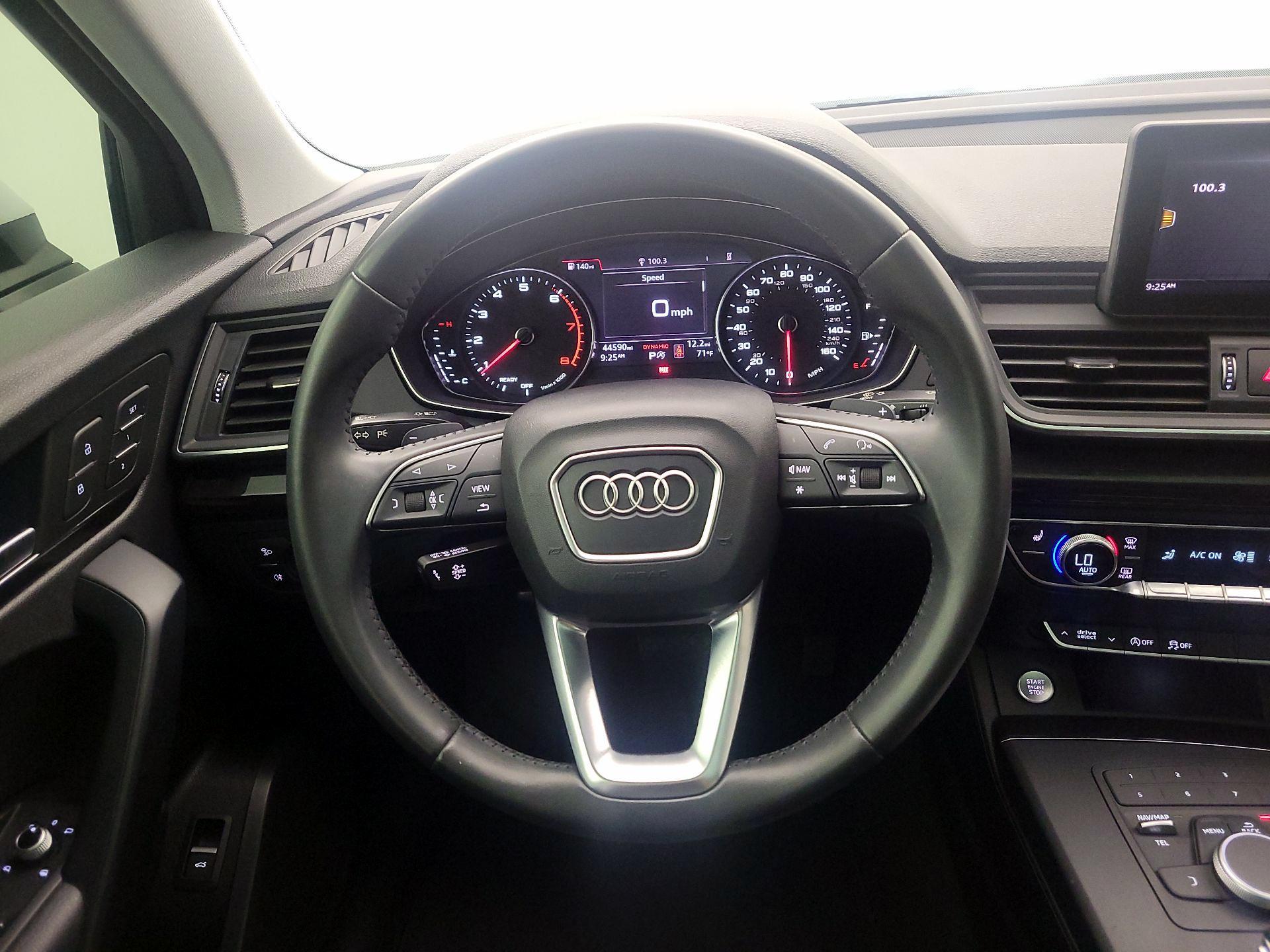 Thumbnail: 2019 Audi Q5 - 10
