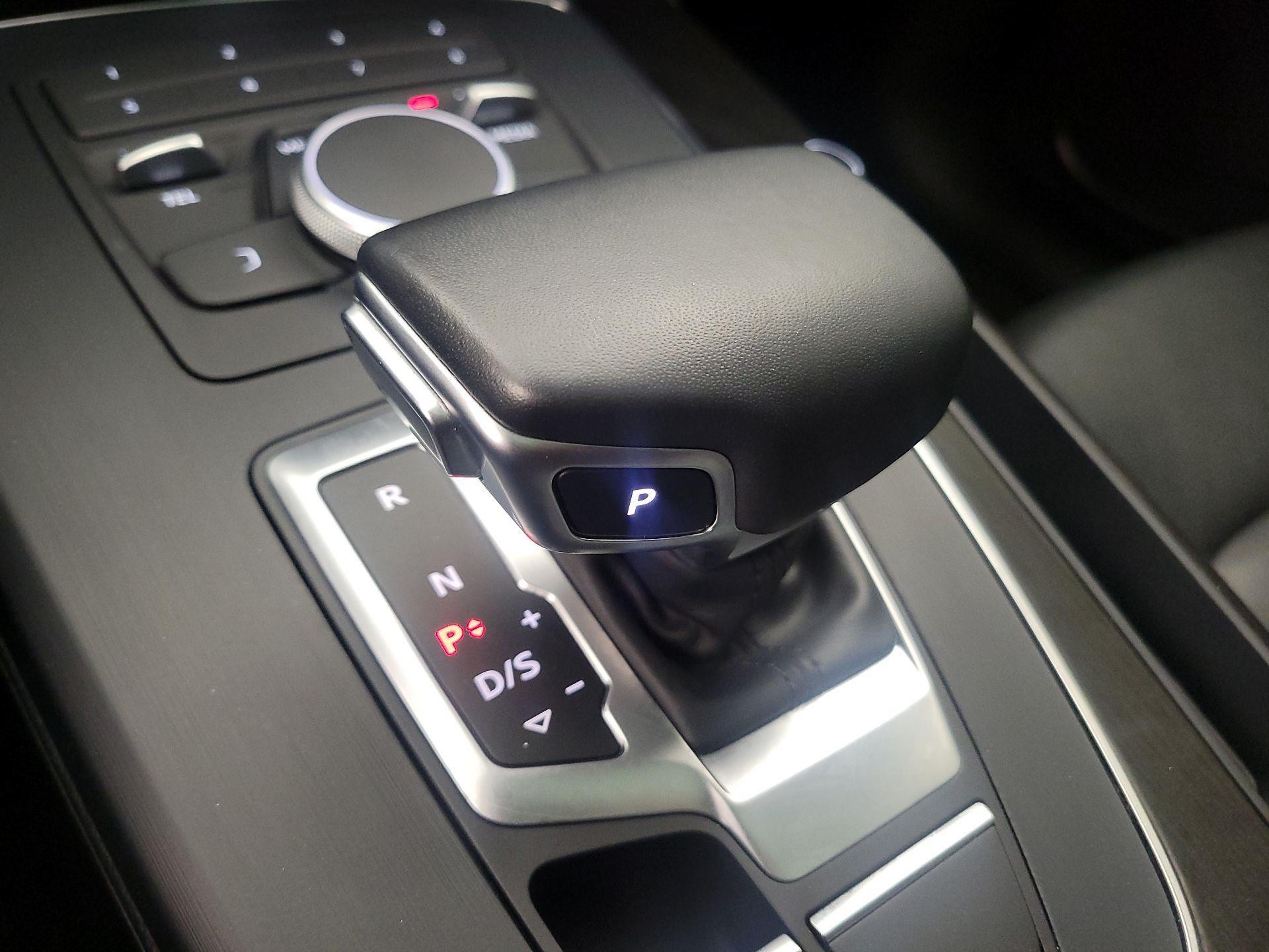 Thumbnail: 2019 Audi Q5 - 17