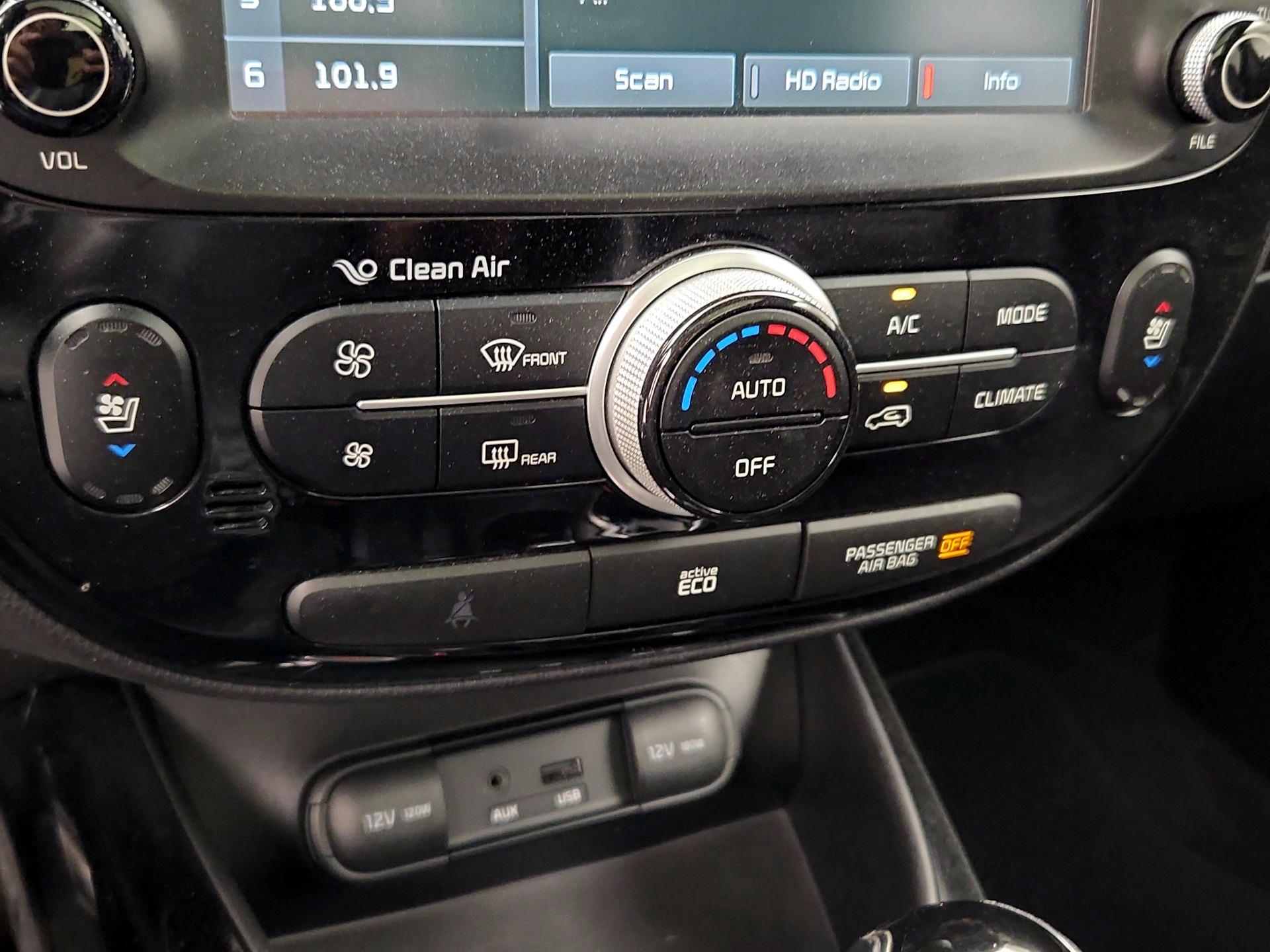 Thumbnail: 2014 Kia Soul - 16