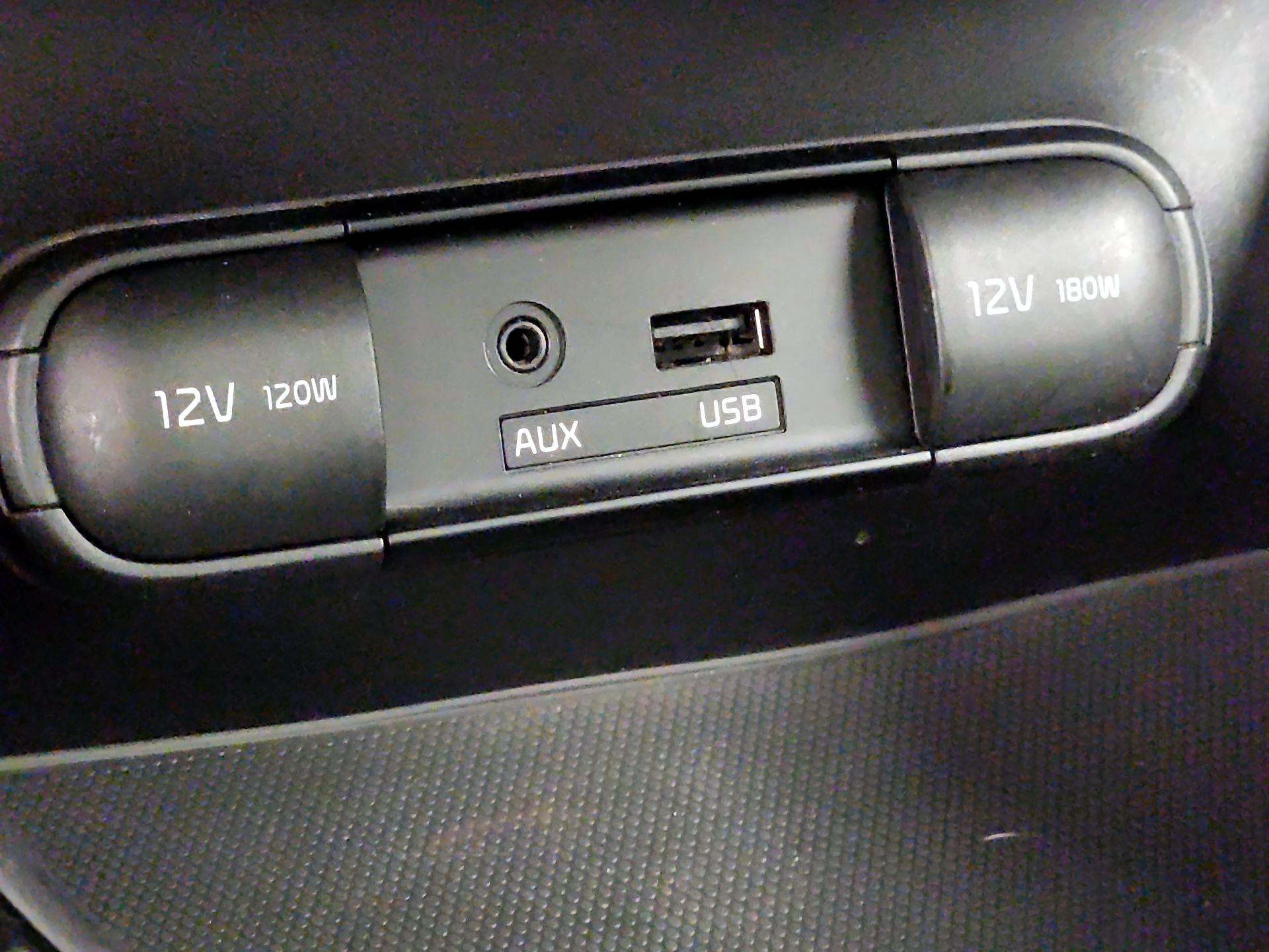Thumbnail: 2014 Kia Soul - 18