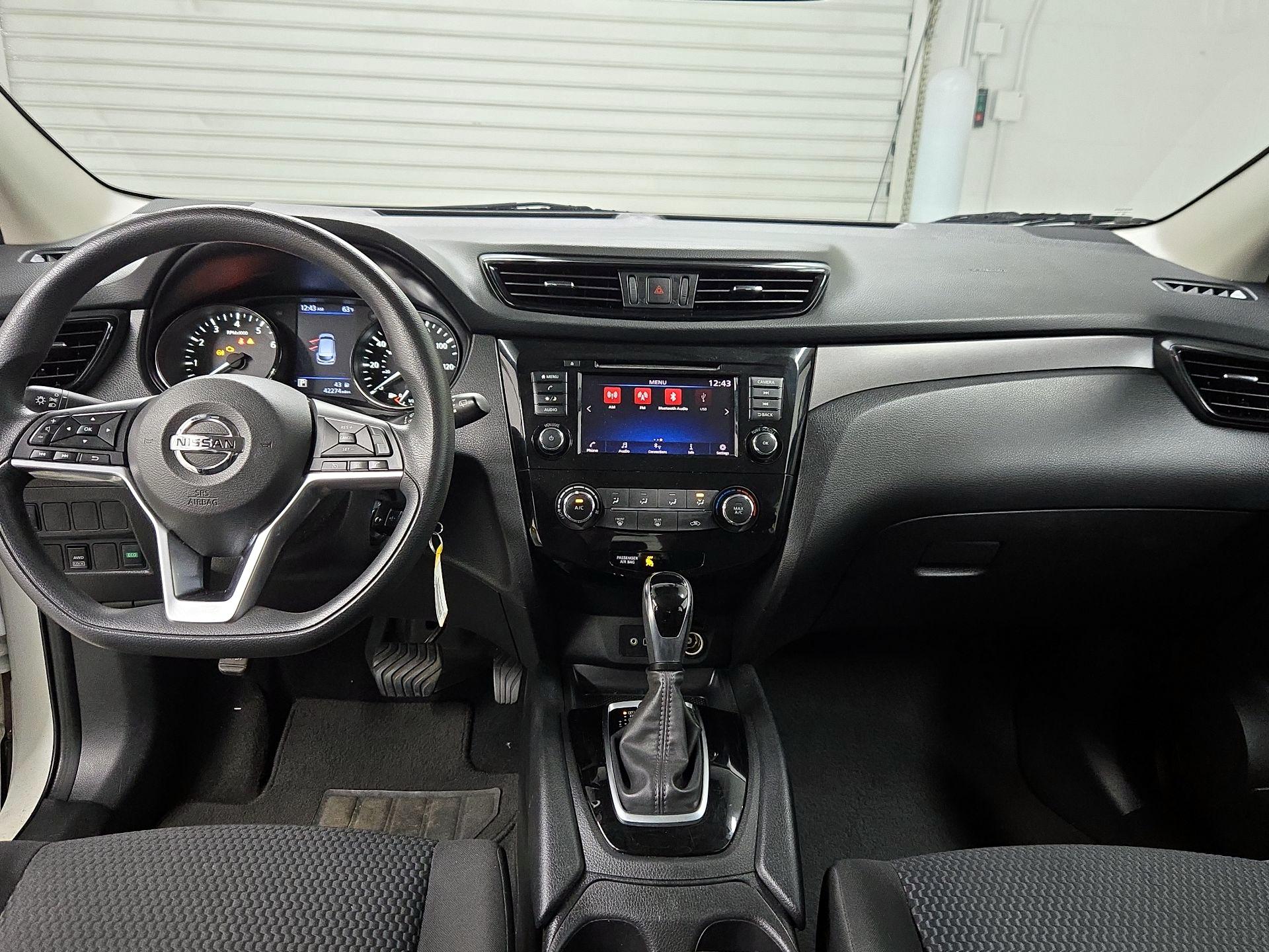 Thumbnail: 2019 Nissan Rogue Sport - 9