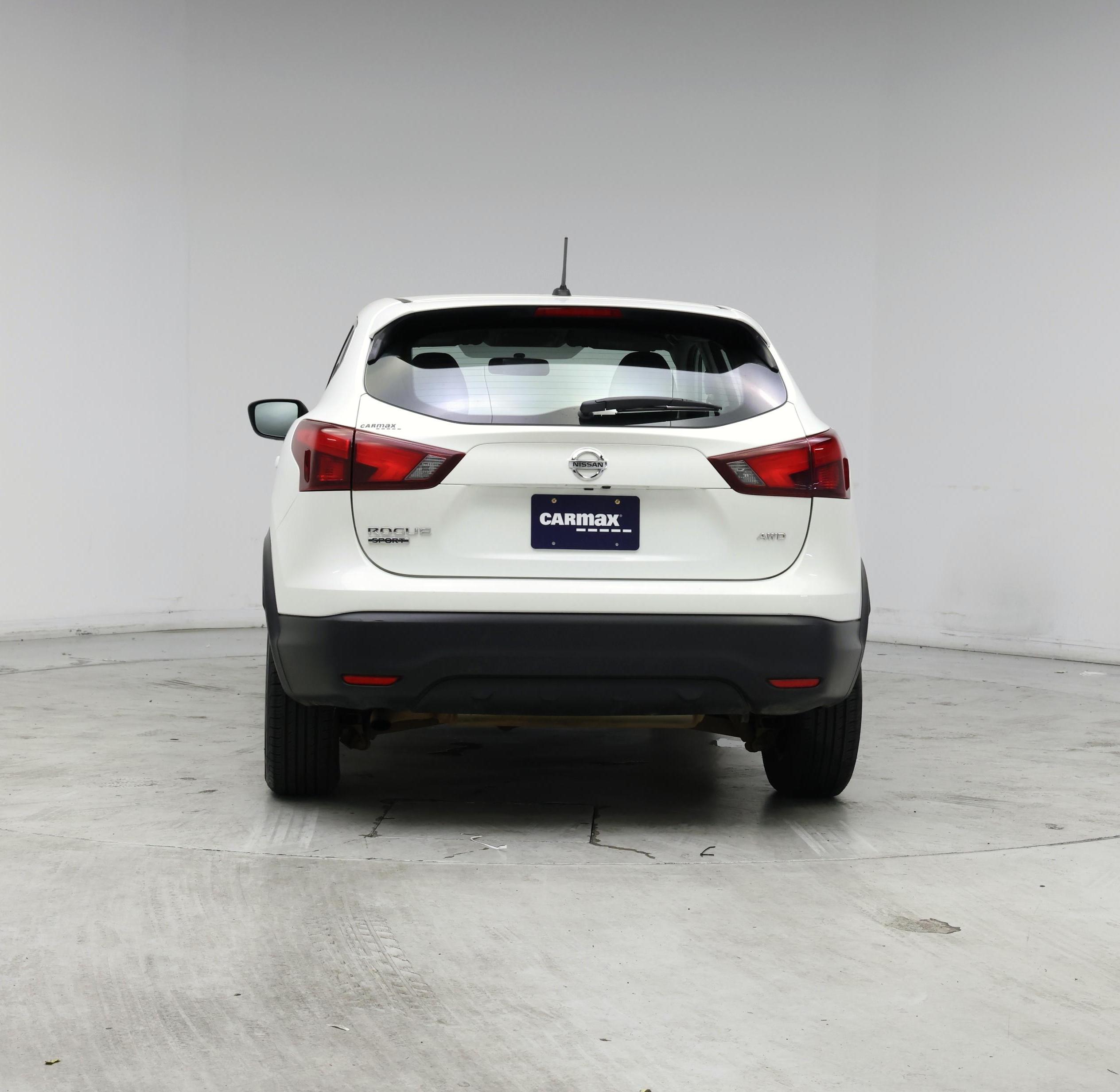 Thumbnail: 2019 Nissan Rogue Sport - 6