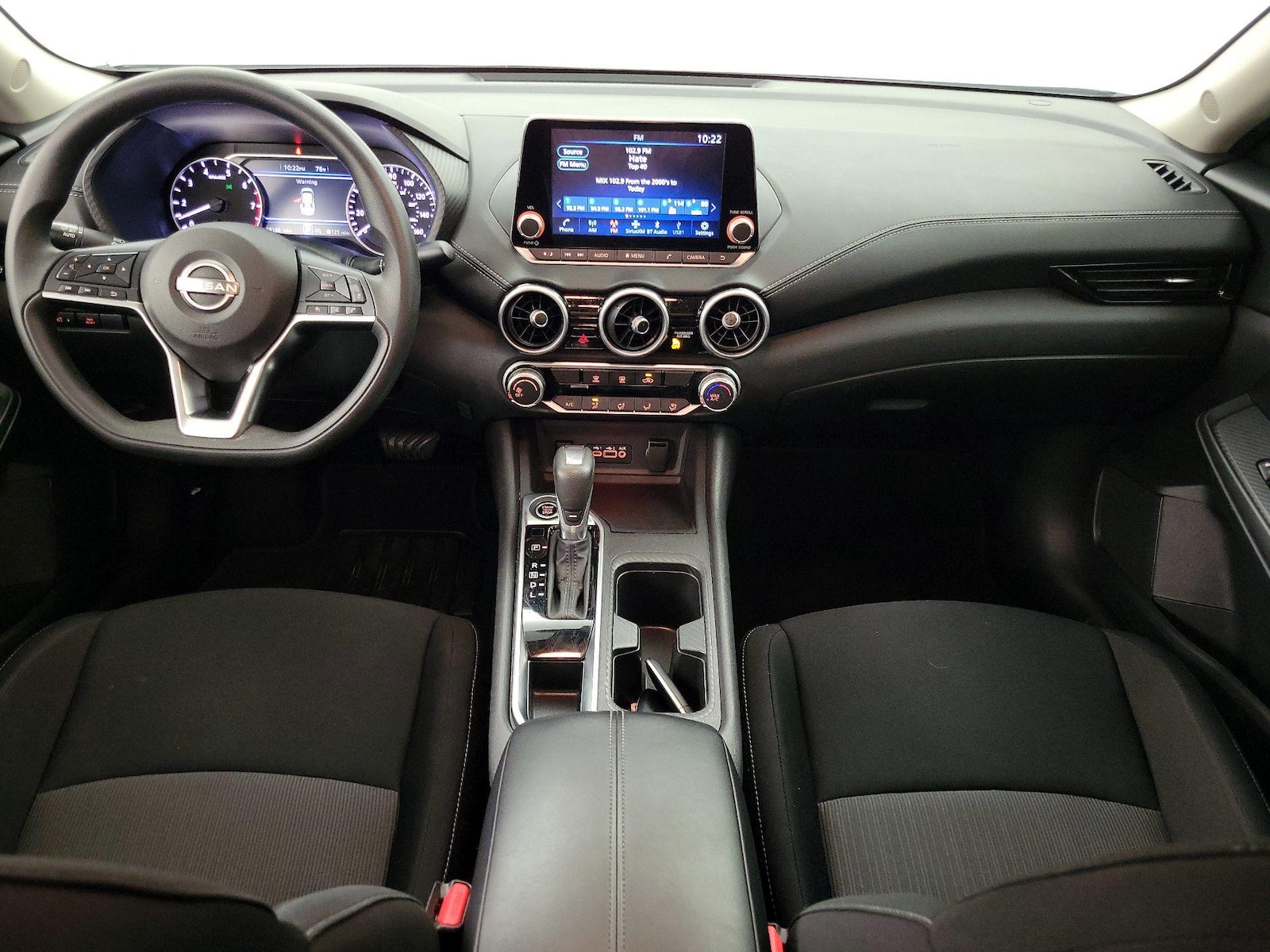 2025 Nissan Sentra SV - Photo 10