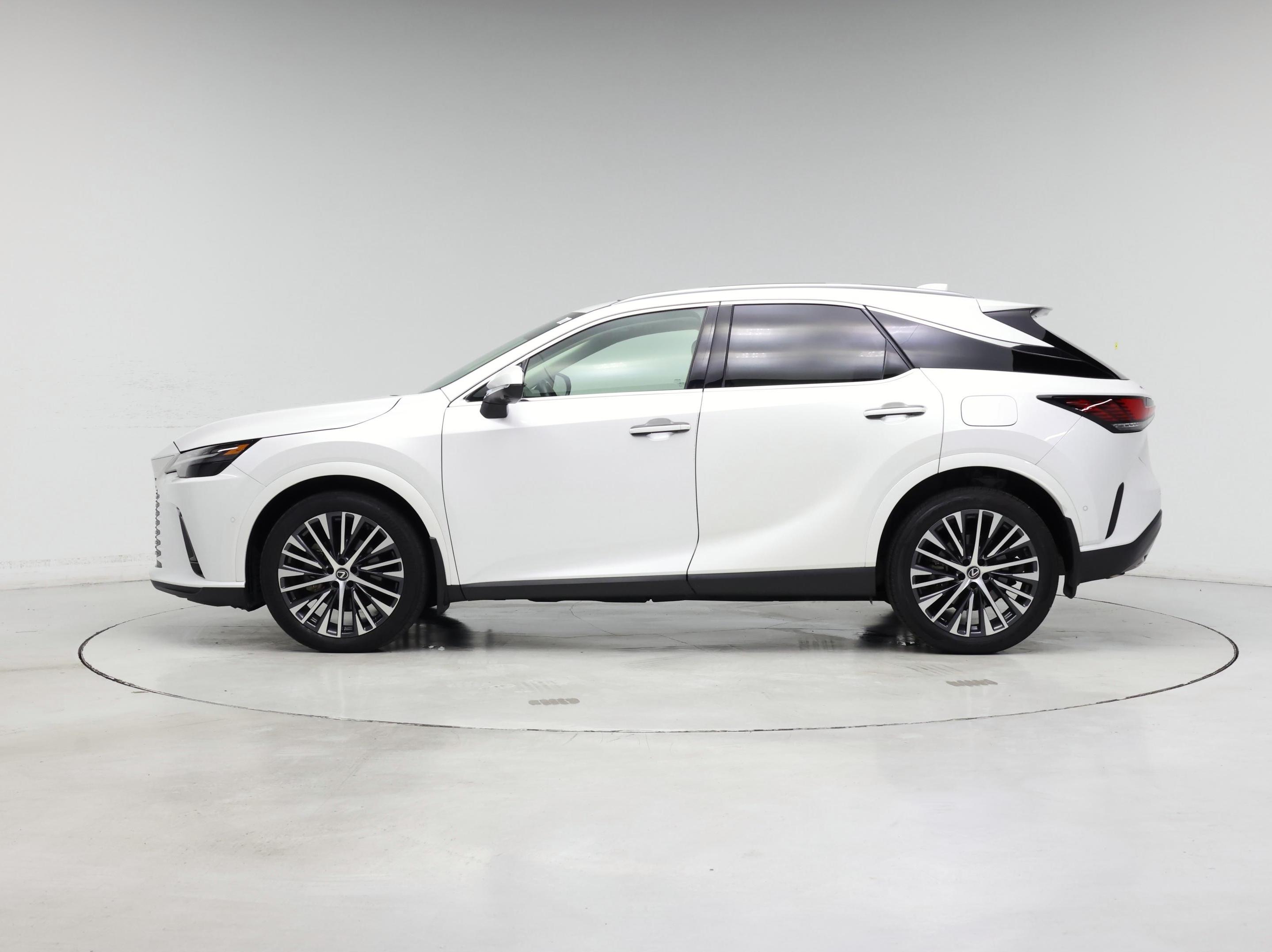 Thumbnail: 2023 Lexus RX - 3