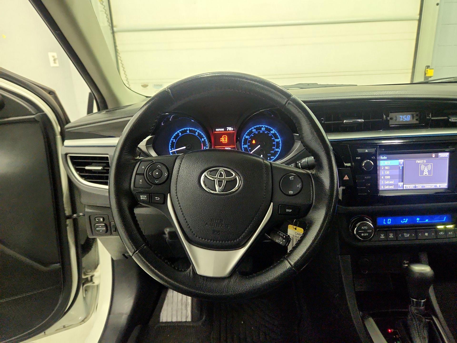 Thumbnail: 2016 Toyota Corolla - 10