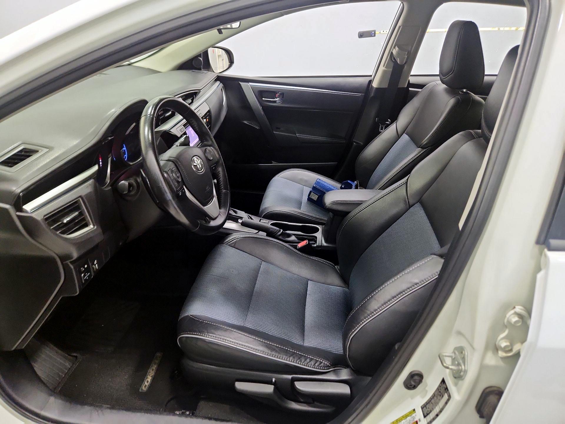 Thumbnail: 2016 Toyota Corolla - 11