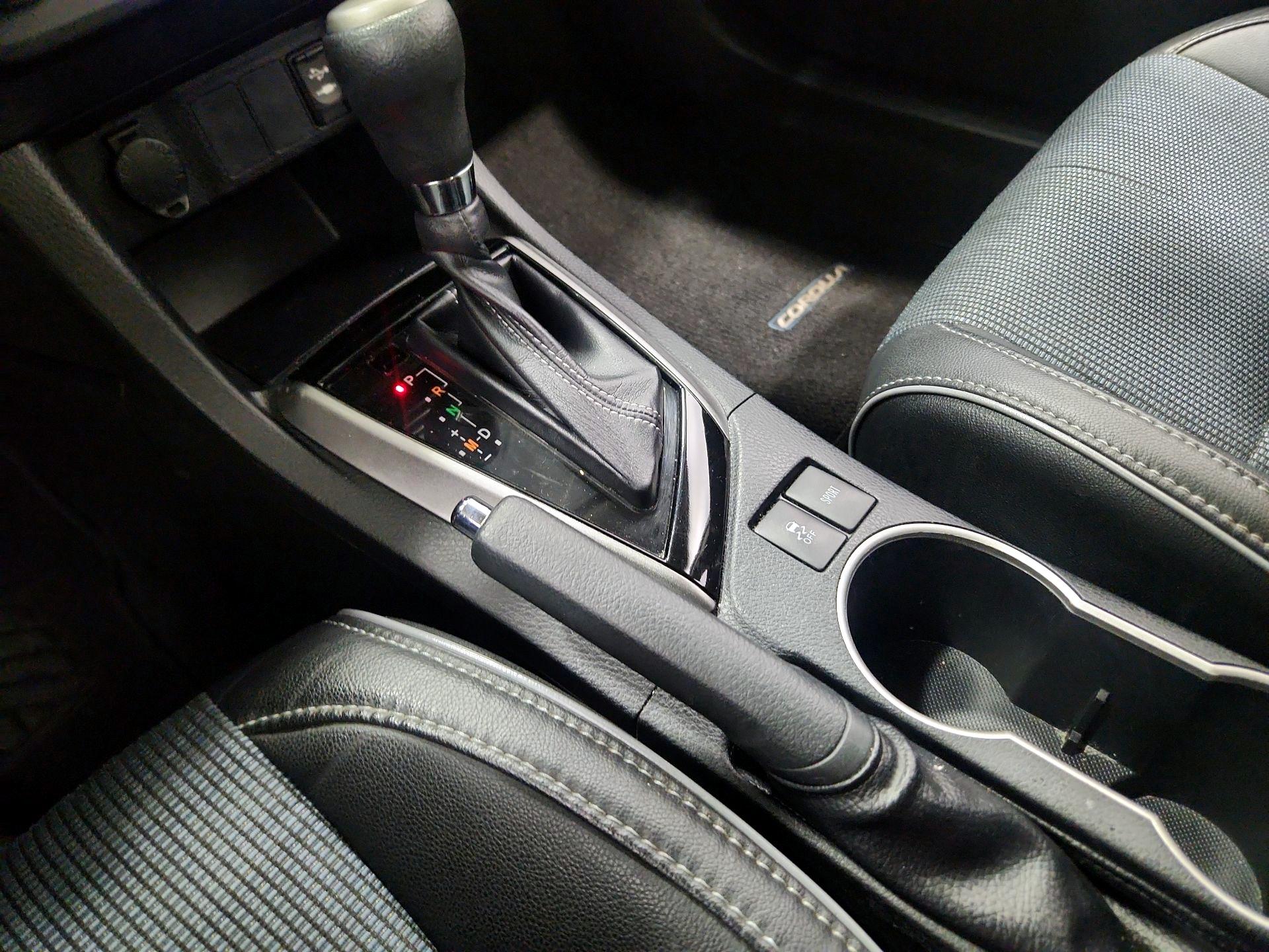 Thumbnail: 2016 Toyota Corolla - 17