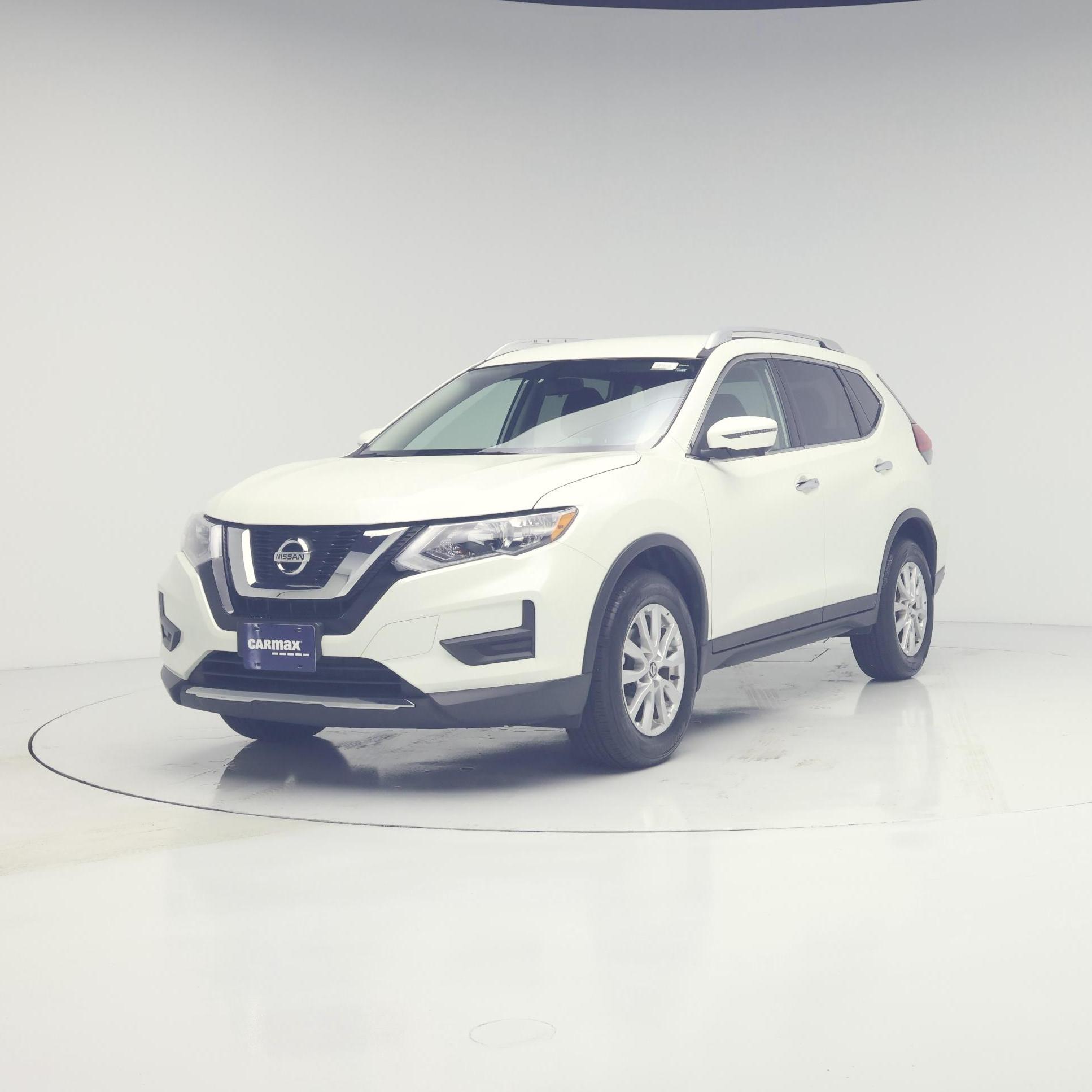 Thumbnail: 2017 Nissan Rogue - 4