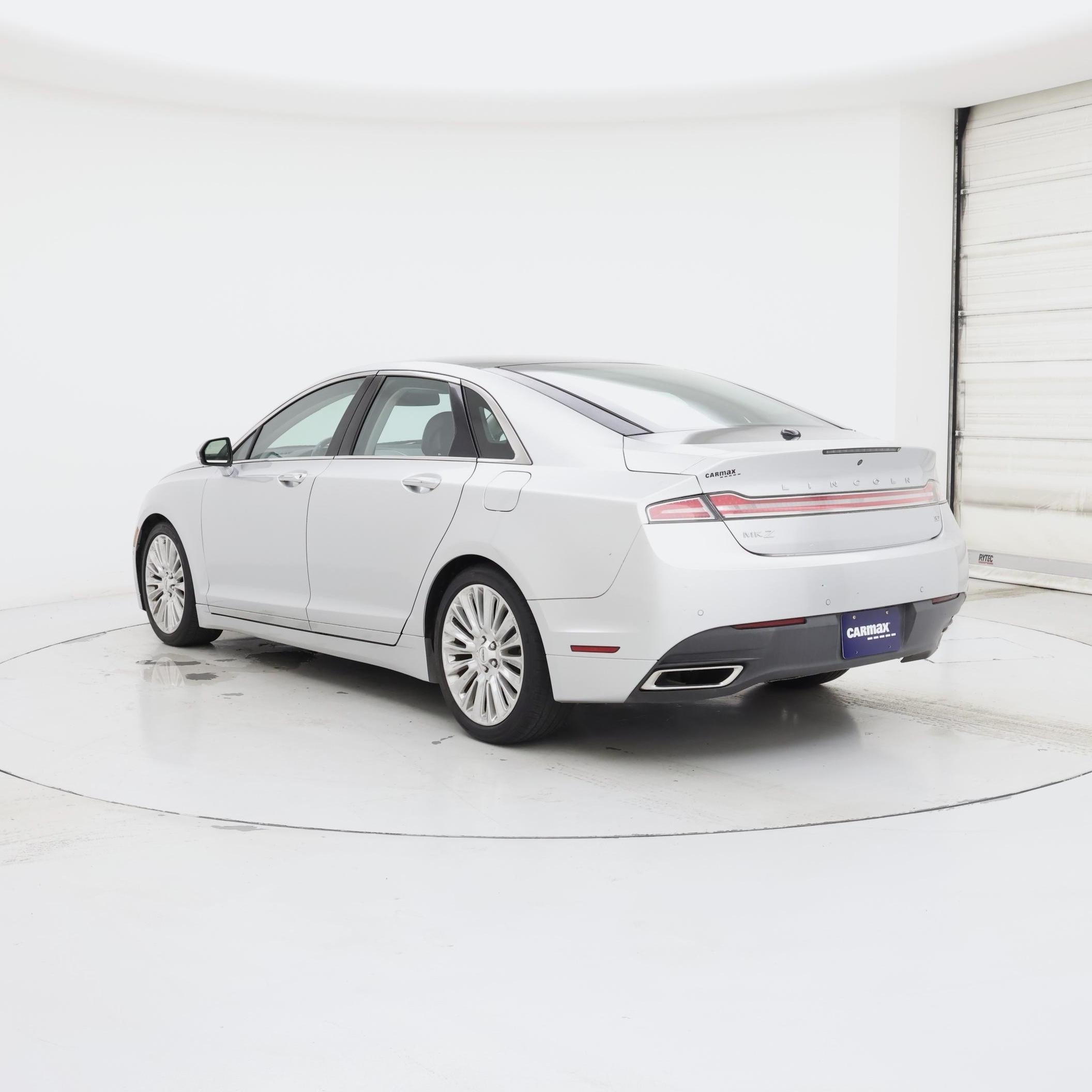 Thumbnail: 2016 Lincoln MKZ - 2