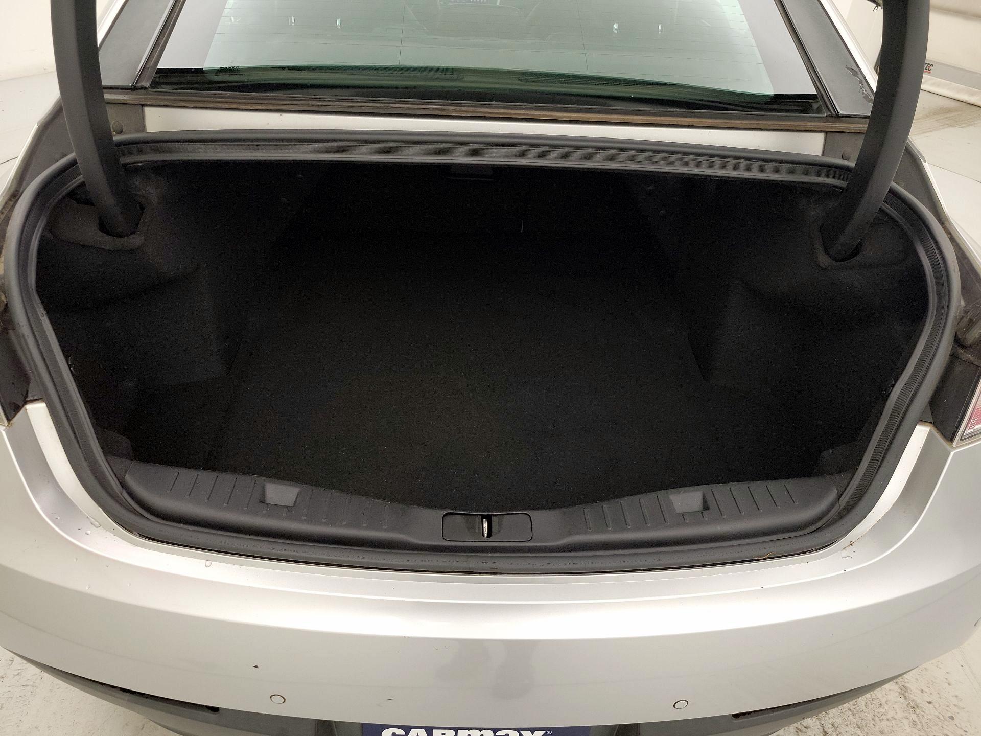 Thumbnail: 2016 Lincoln MKZ - 19