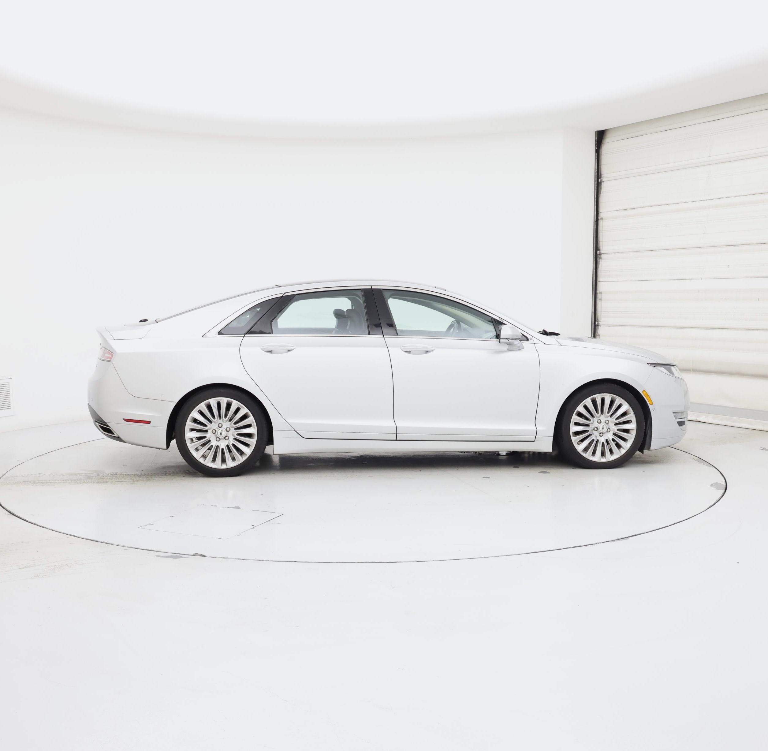 Thumbnail: 2016 Lincoln MKZ - 7