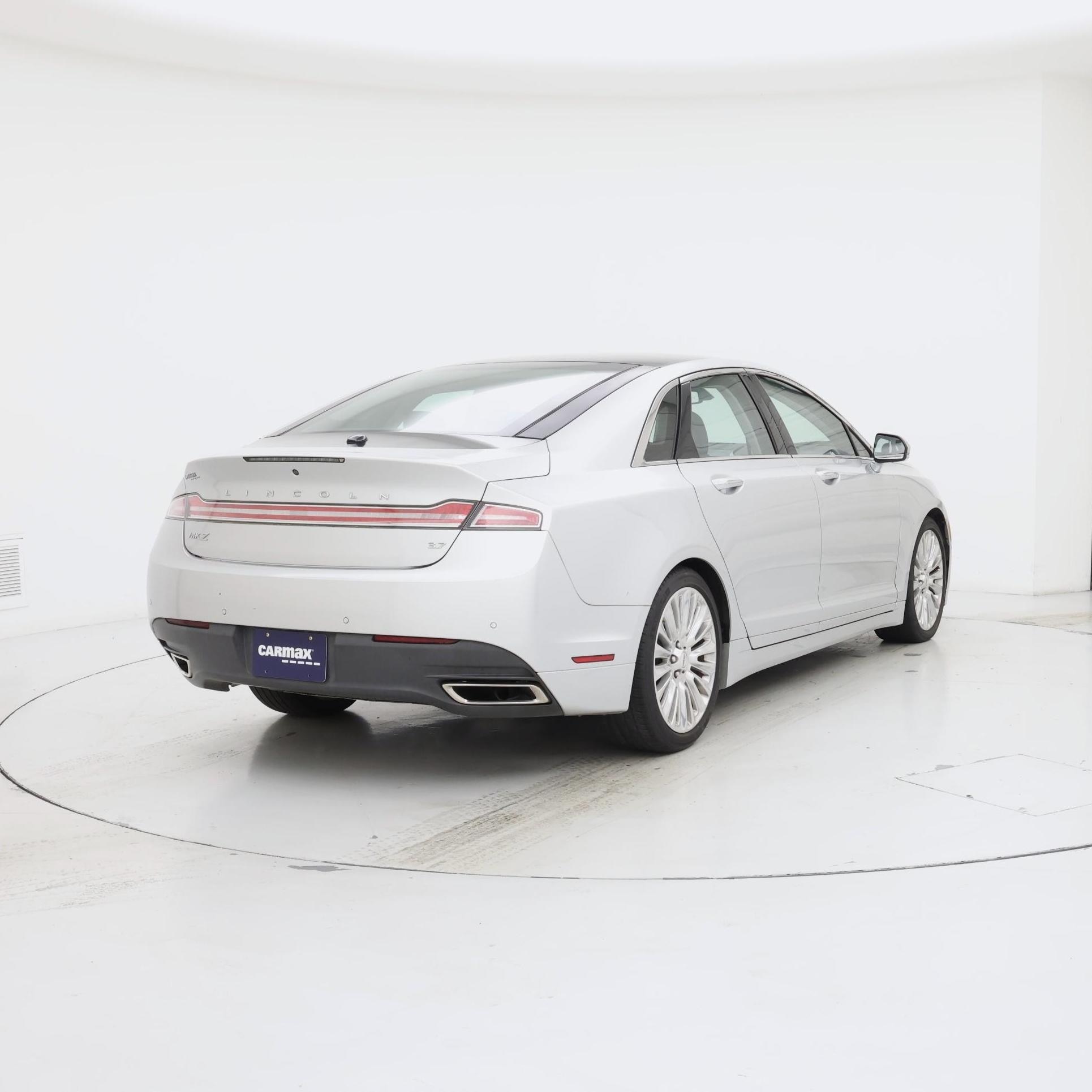 Thumbnail: 2016 Lincoln MKZ - 8