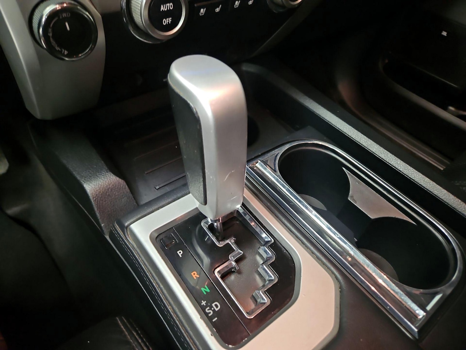 2019 Toyota Tundra Platinum - Photo 19
