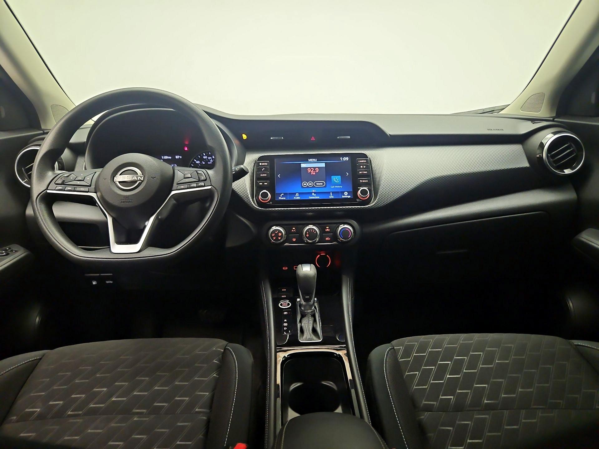 Thumbnail: 2023 Nissan Kicks - 9