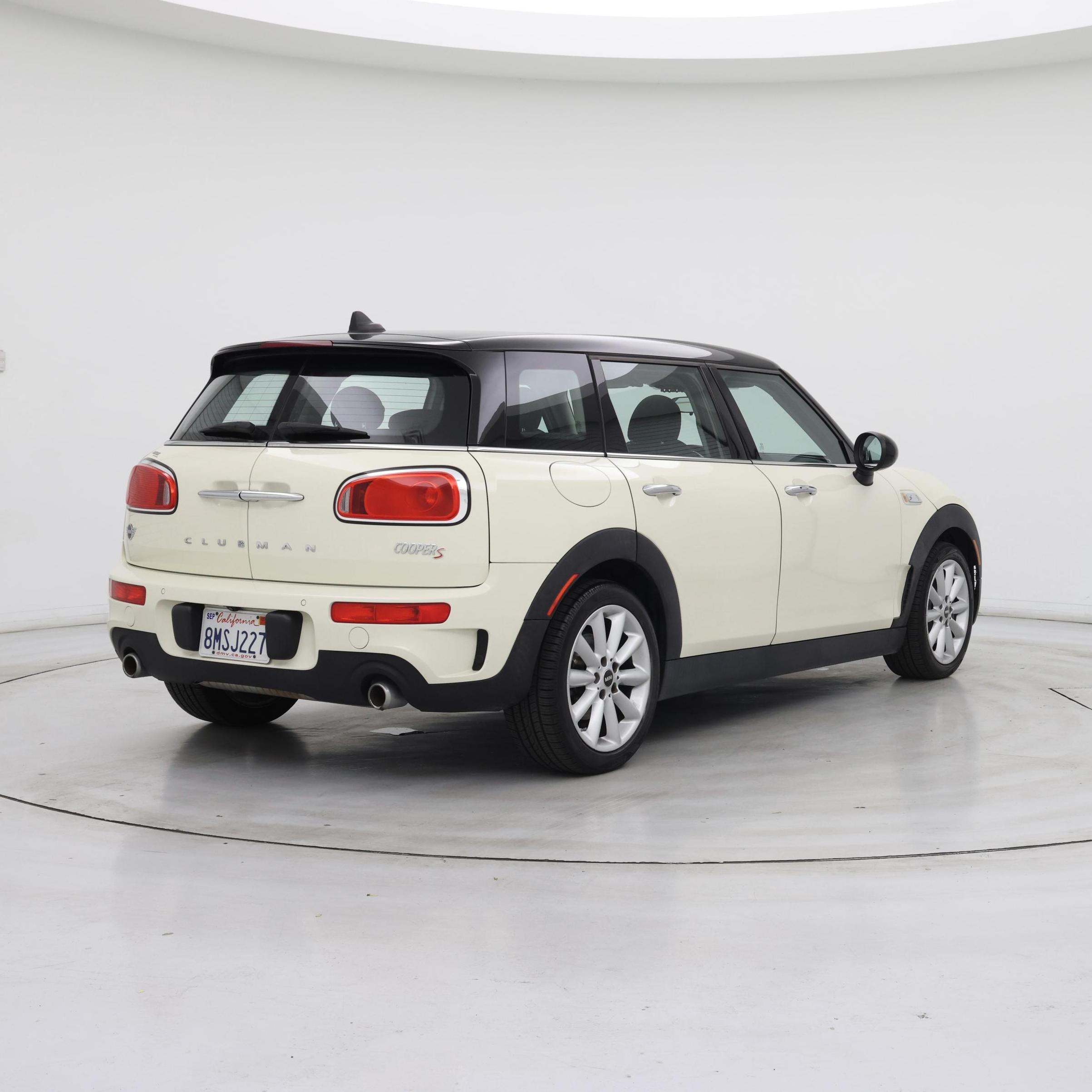 Thumbnail: 2019 MINI Cooper Clubman - 8