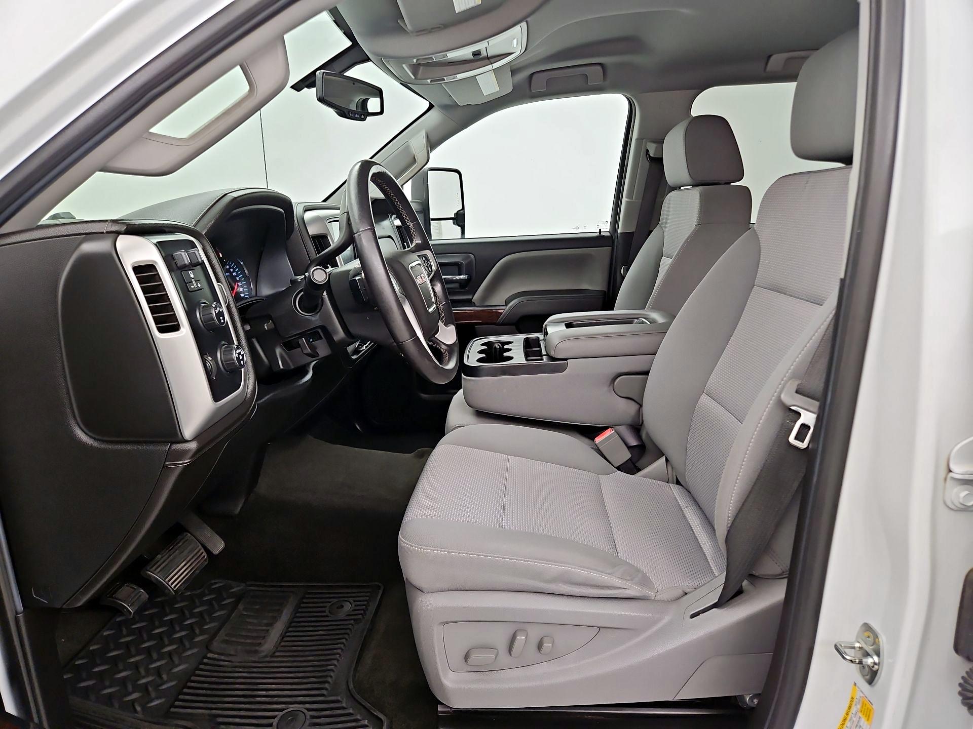 Thumbnail: 2017 GMC Sierra 2500 - 11