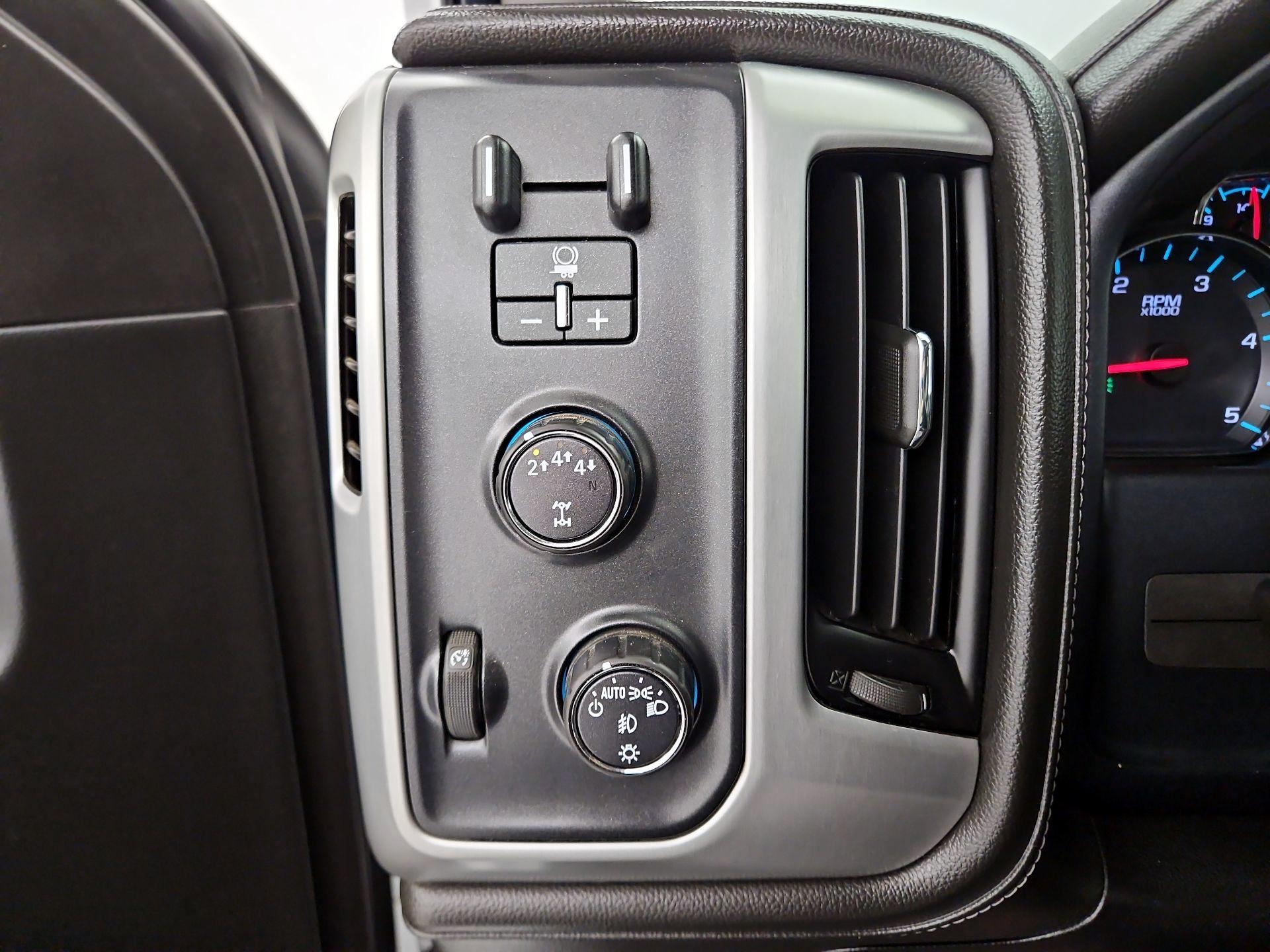 Thumbnail: 2017 GMC Sierra 2500 - 13
