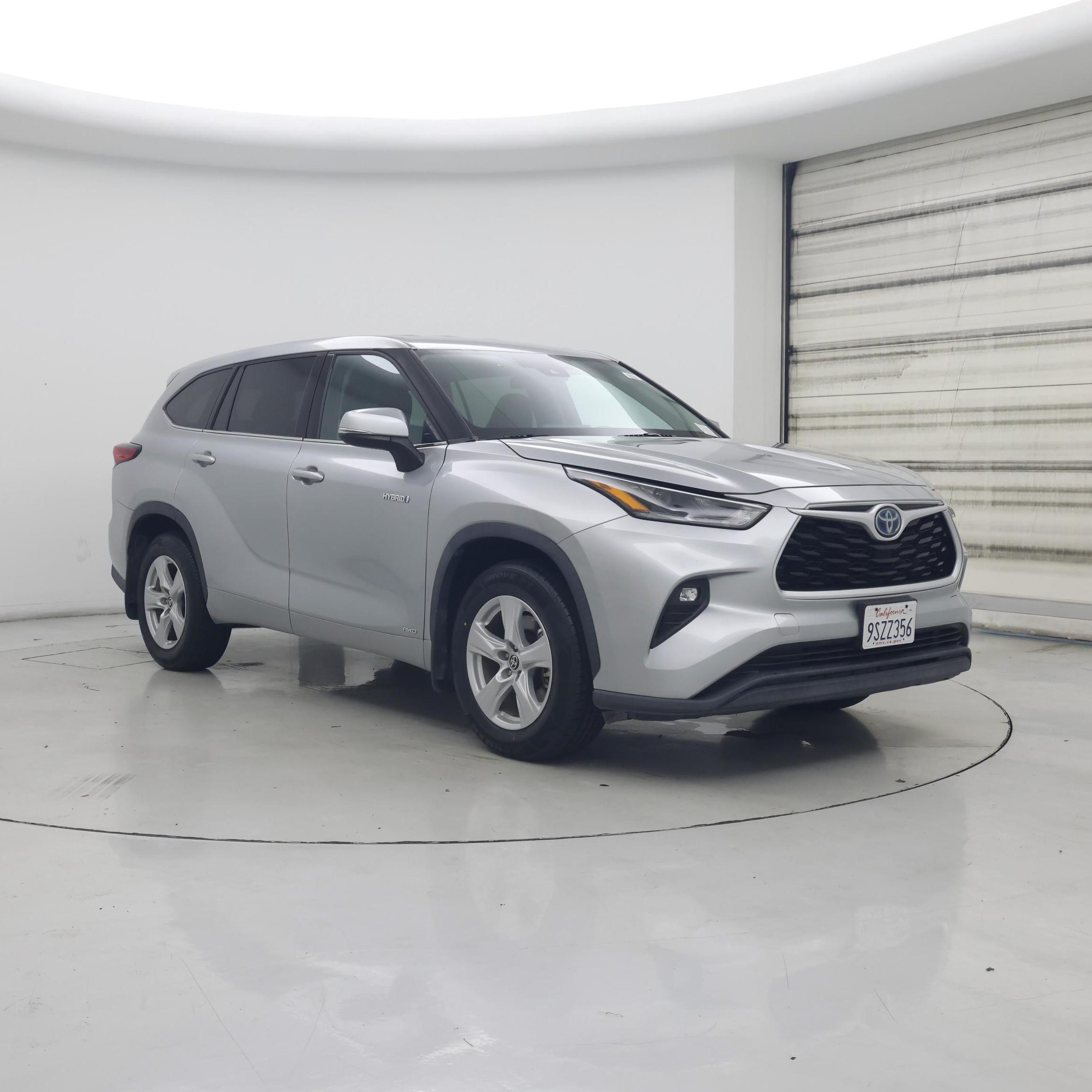 Silver 2021 Toyota Highlander Hybrid SUV / Crossover All-Wheel Drive Automatic