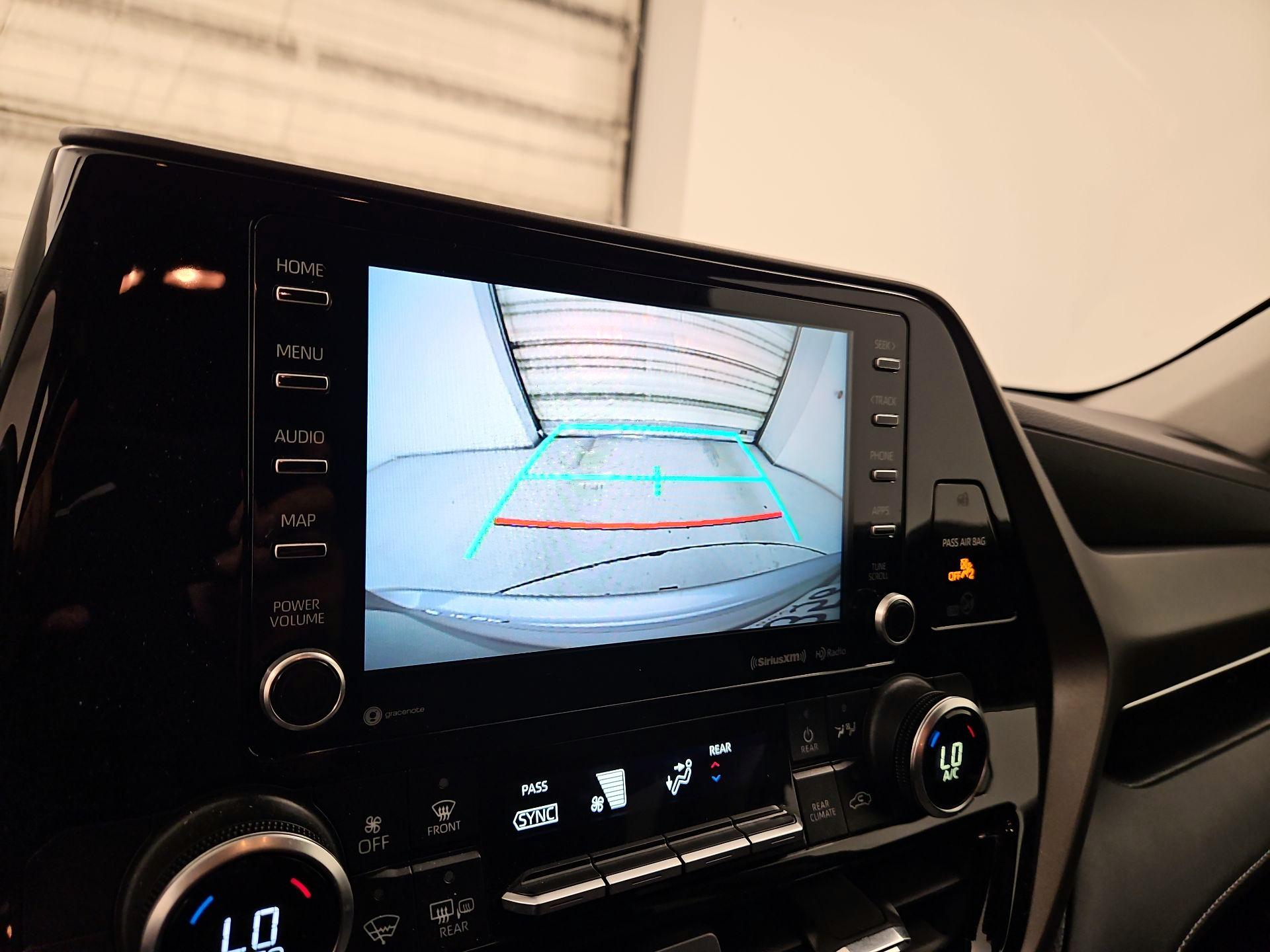 Thumbnail: 2021 Toyota Highlander - 14