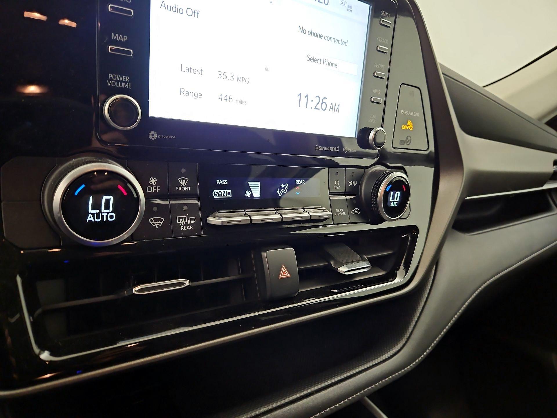 Thumbnail: 2021 Toyota Highlander - 16