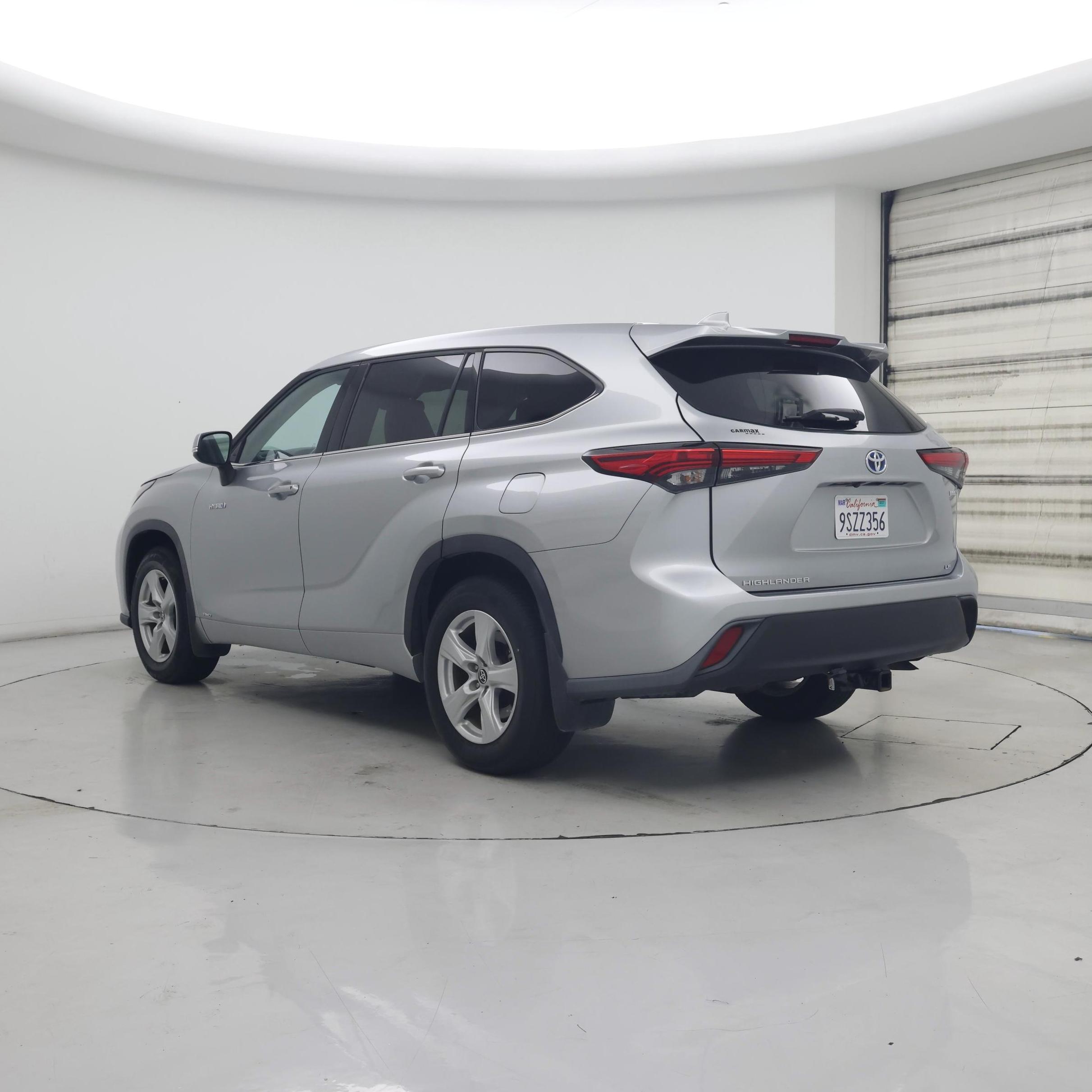 Thumbnail: 2021 Toyota Highlander - 2