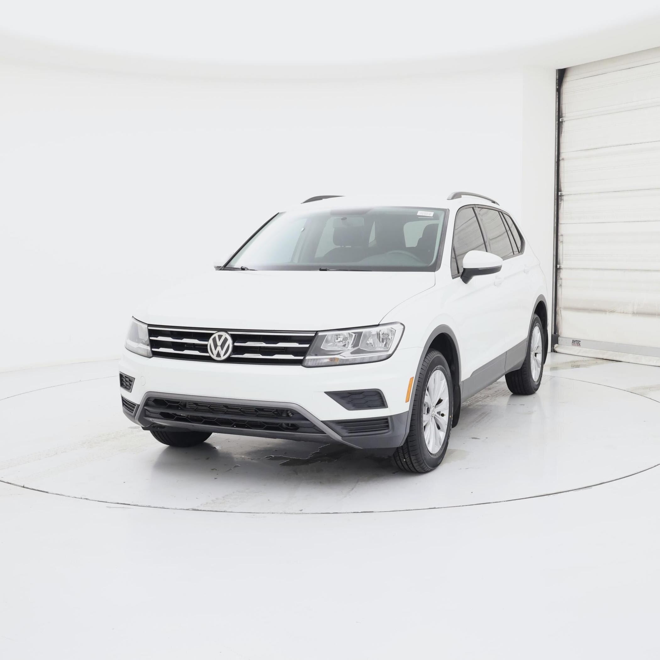 Thumbnail: 2020 Volkswagen Tiguan - 4