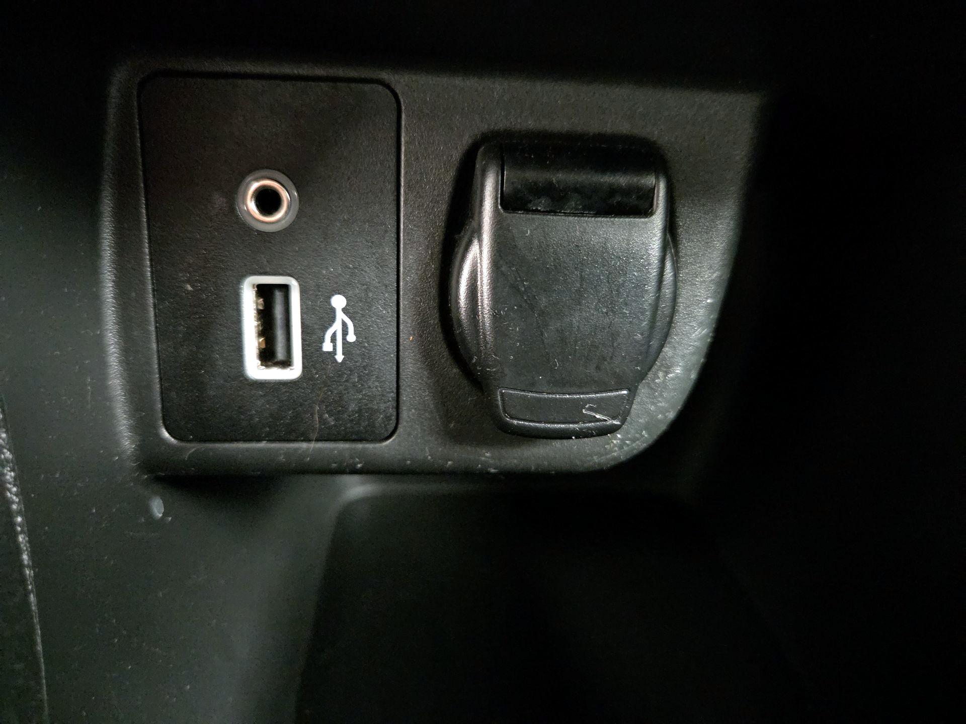 Thumbnail: 2020 Nissan Versa - 18