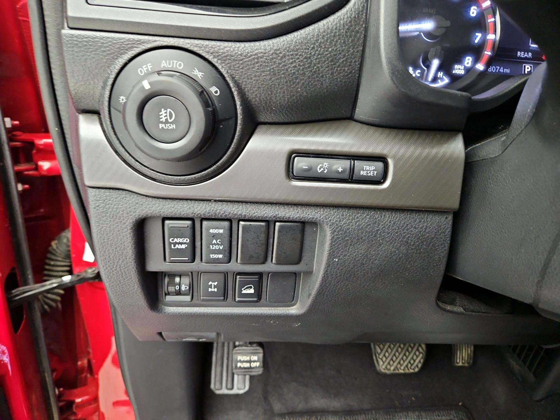 Thumbnail: 2023 Nissan Titan - 13