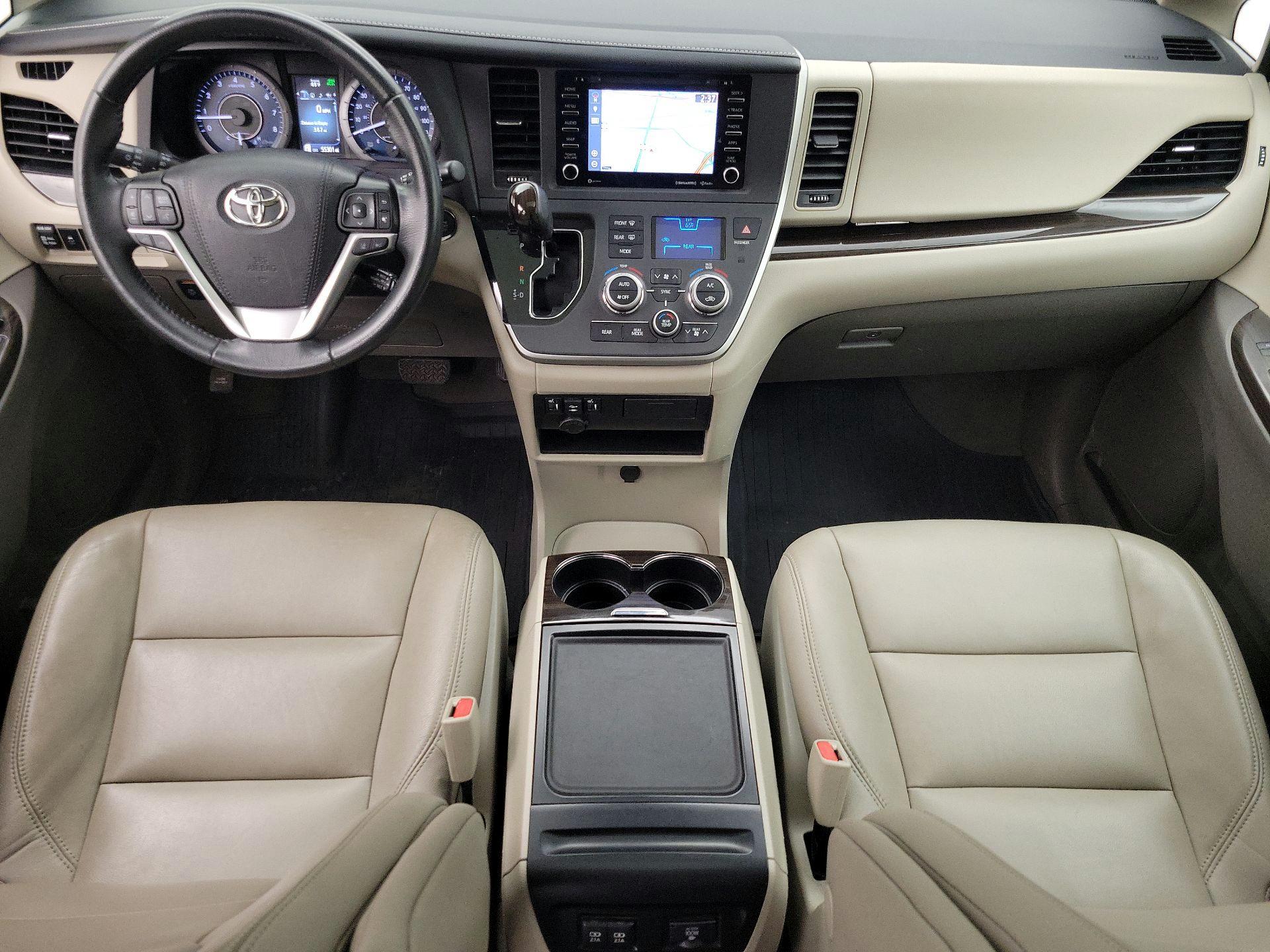 Thumbnail: 2020 Toyota Sienna - 9