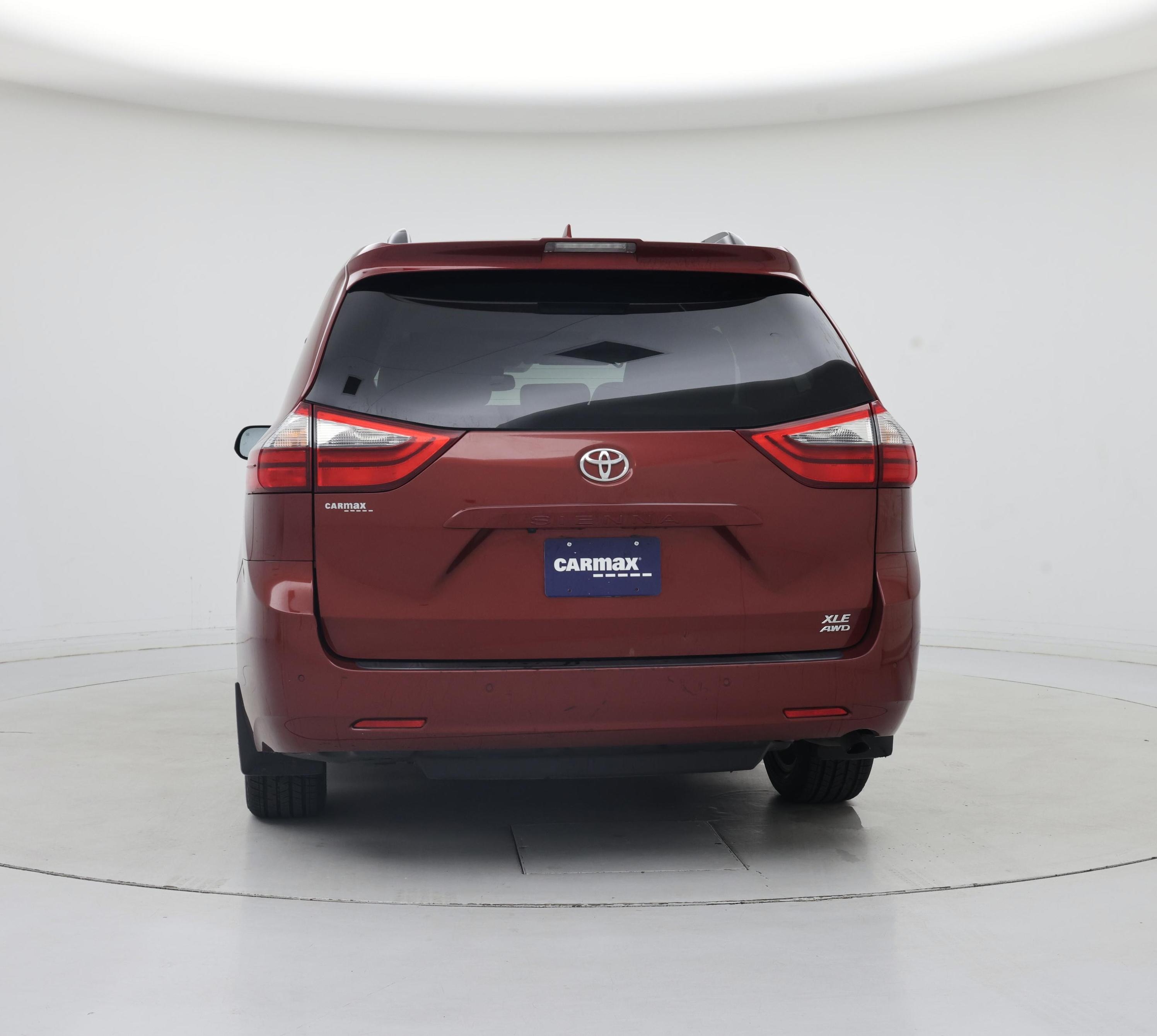 Thumbnail: 2020 Toyota Sienna - 6