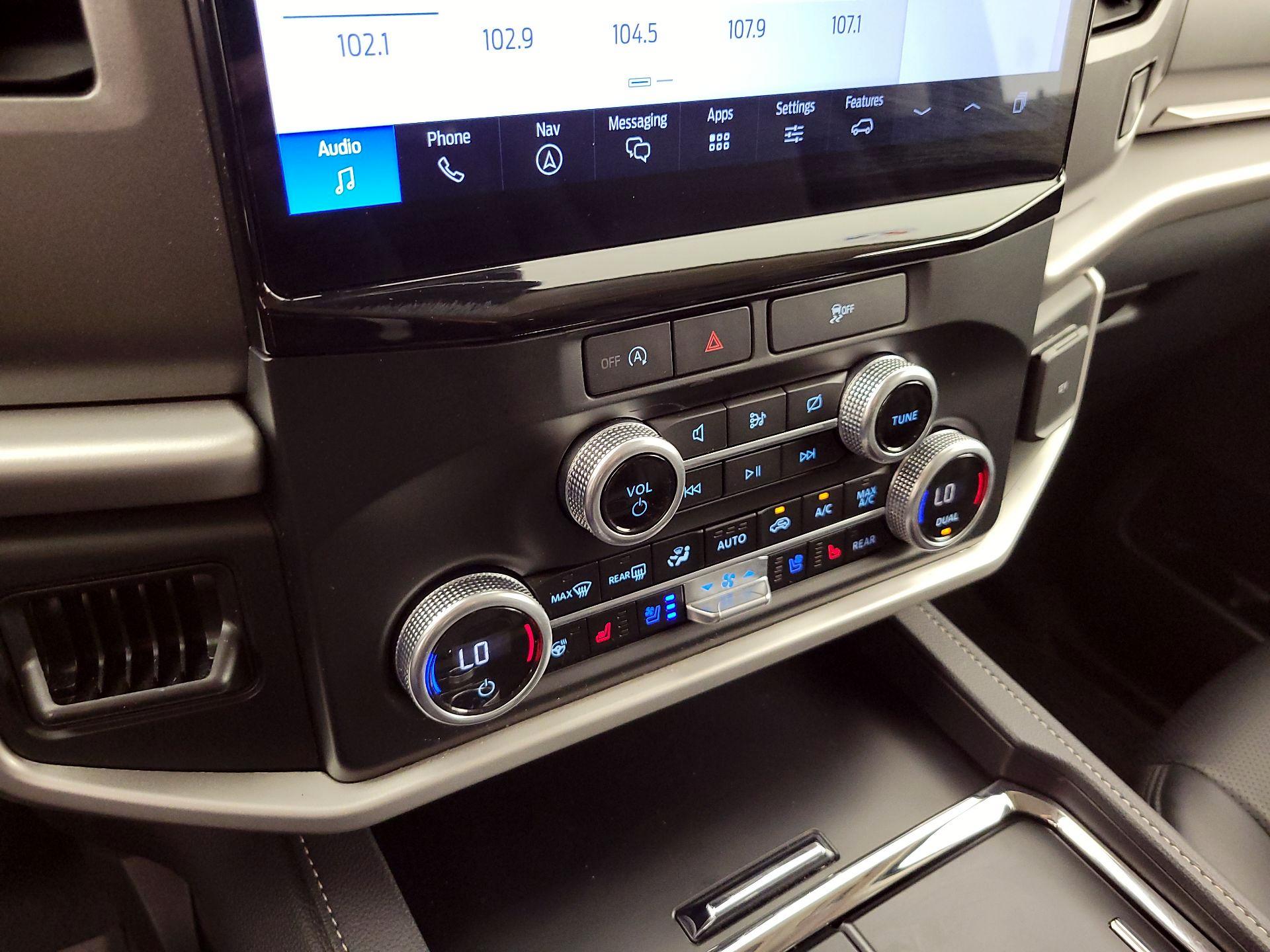 Thumbnail: 2024 Ford Expedition - 17