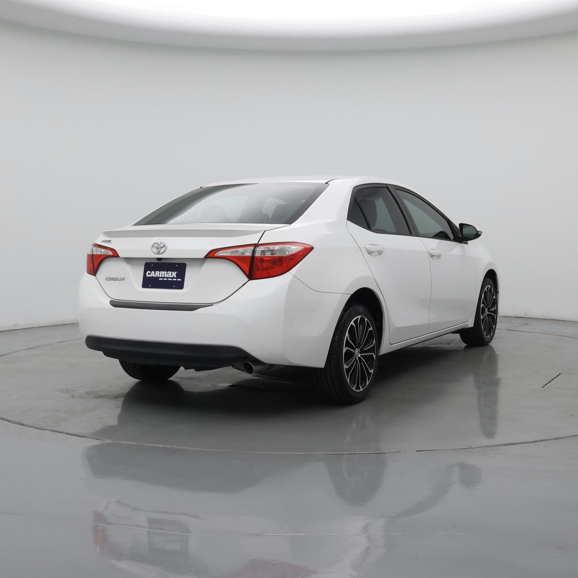 Thumbnail: 2015 Toyota Corolla - 8