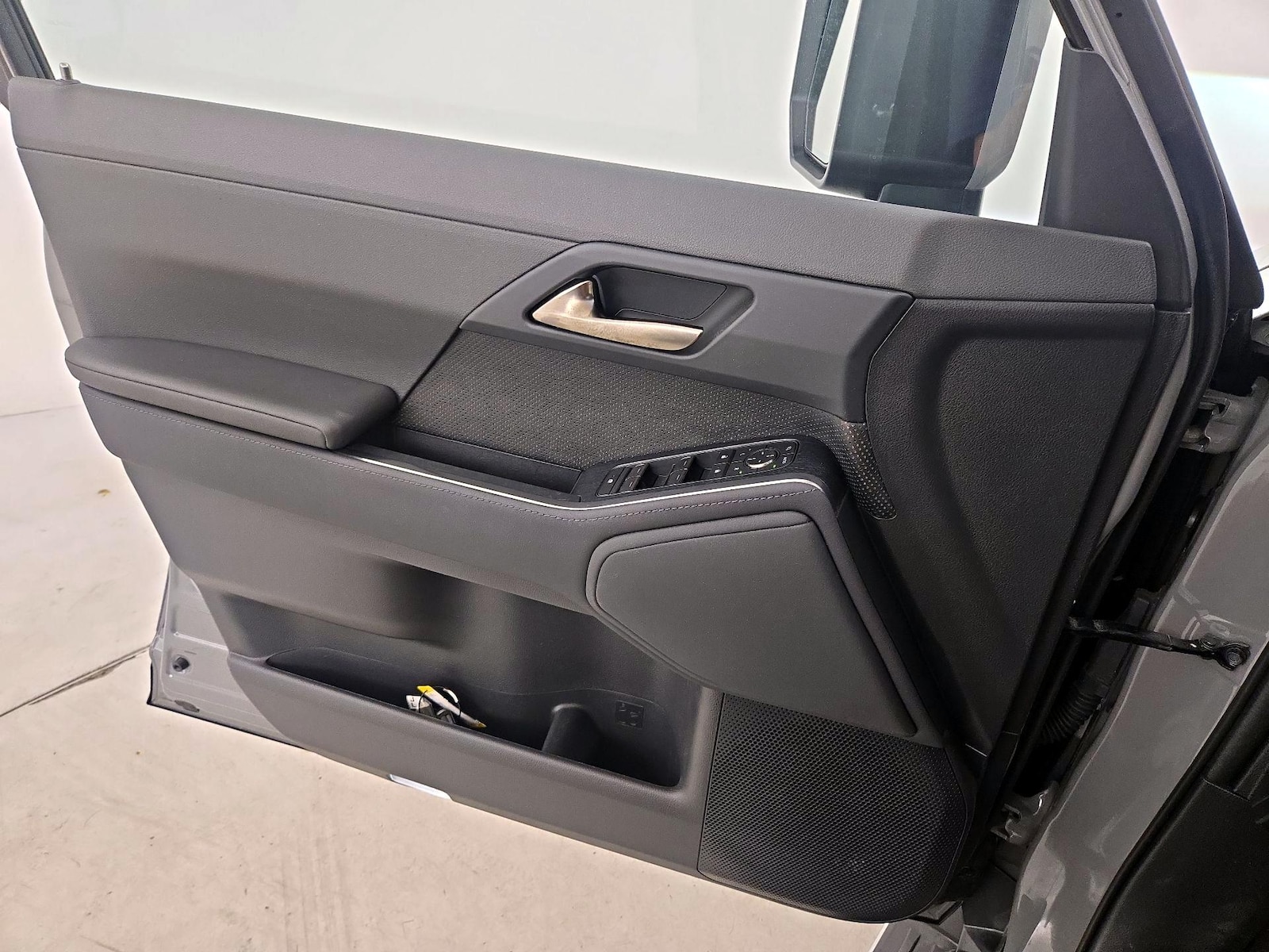 2025 Lexus GX Premium+ - Photo 13