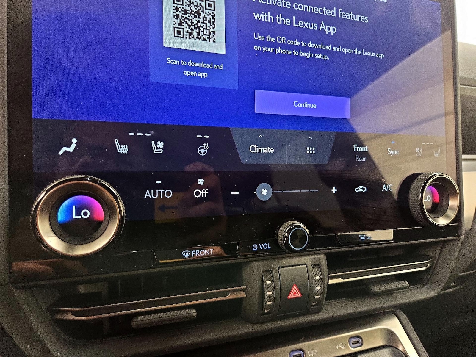 2025 Lexus GX Premium+ - Photo 18