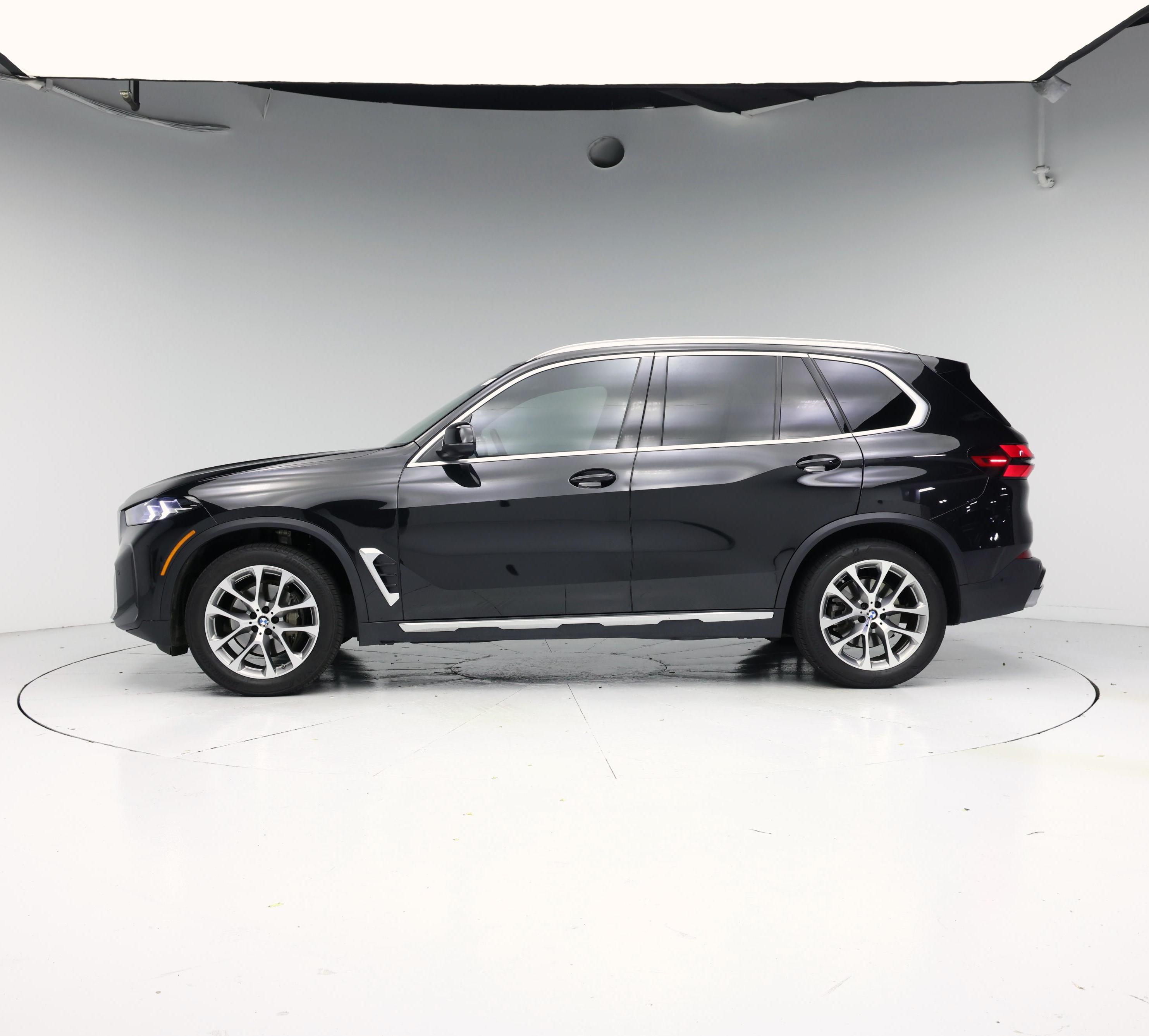 Thumbnail: 2024 BMW X5 - 3